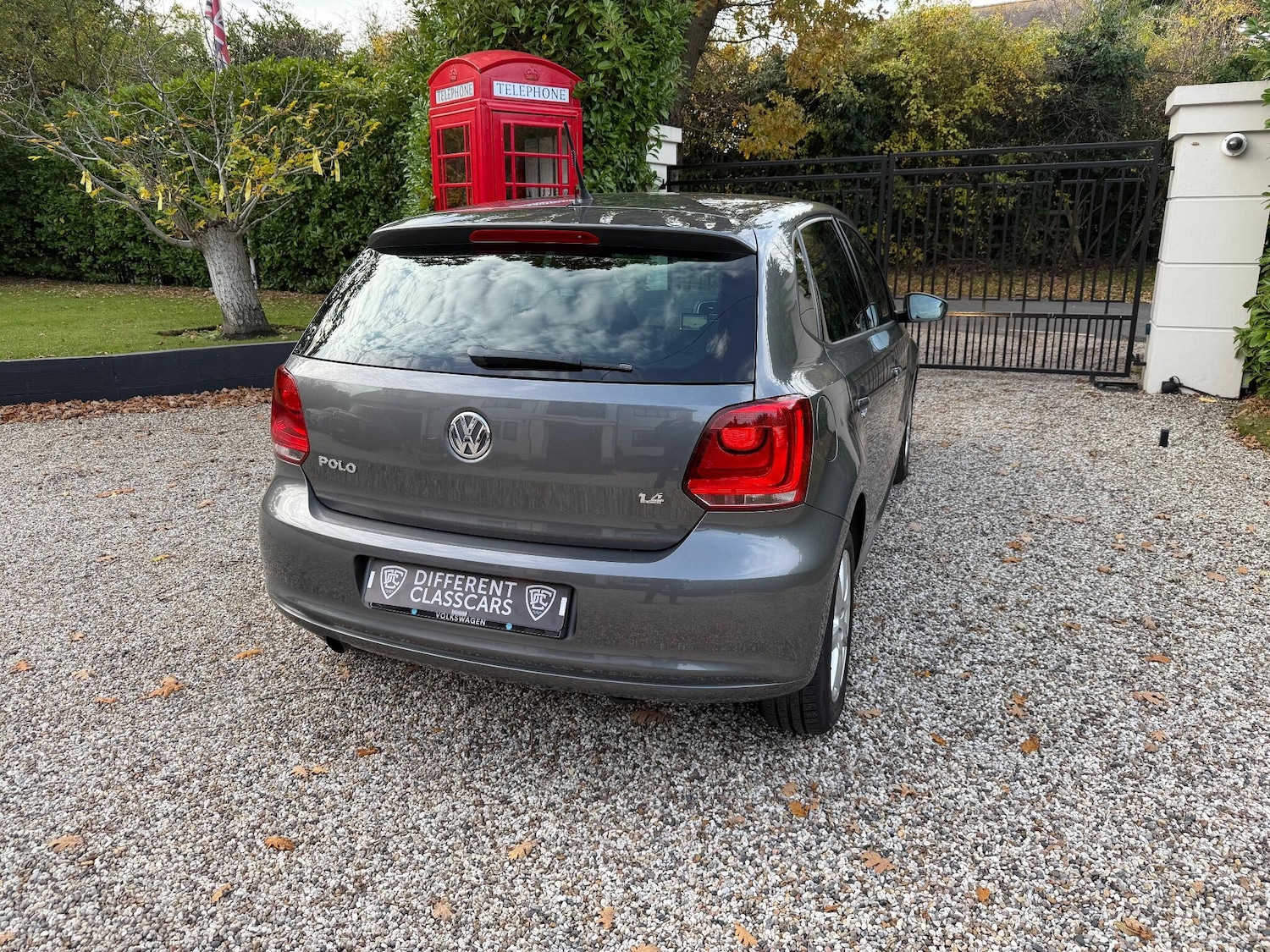 Used Volkswagen Polo 2012 for sale - 76539138: Photo 32