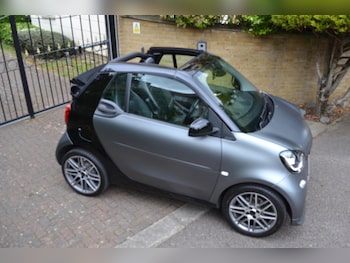 Used smart fortwo 2017 for sale - 78622810: Photo