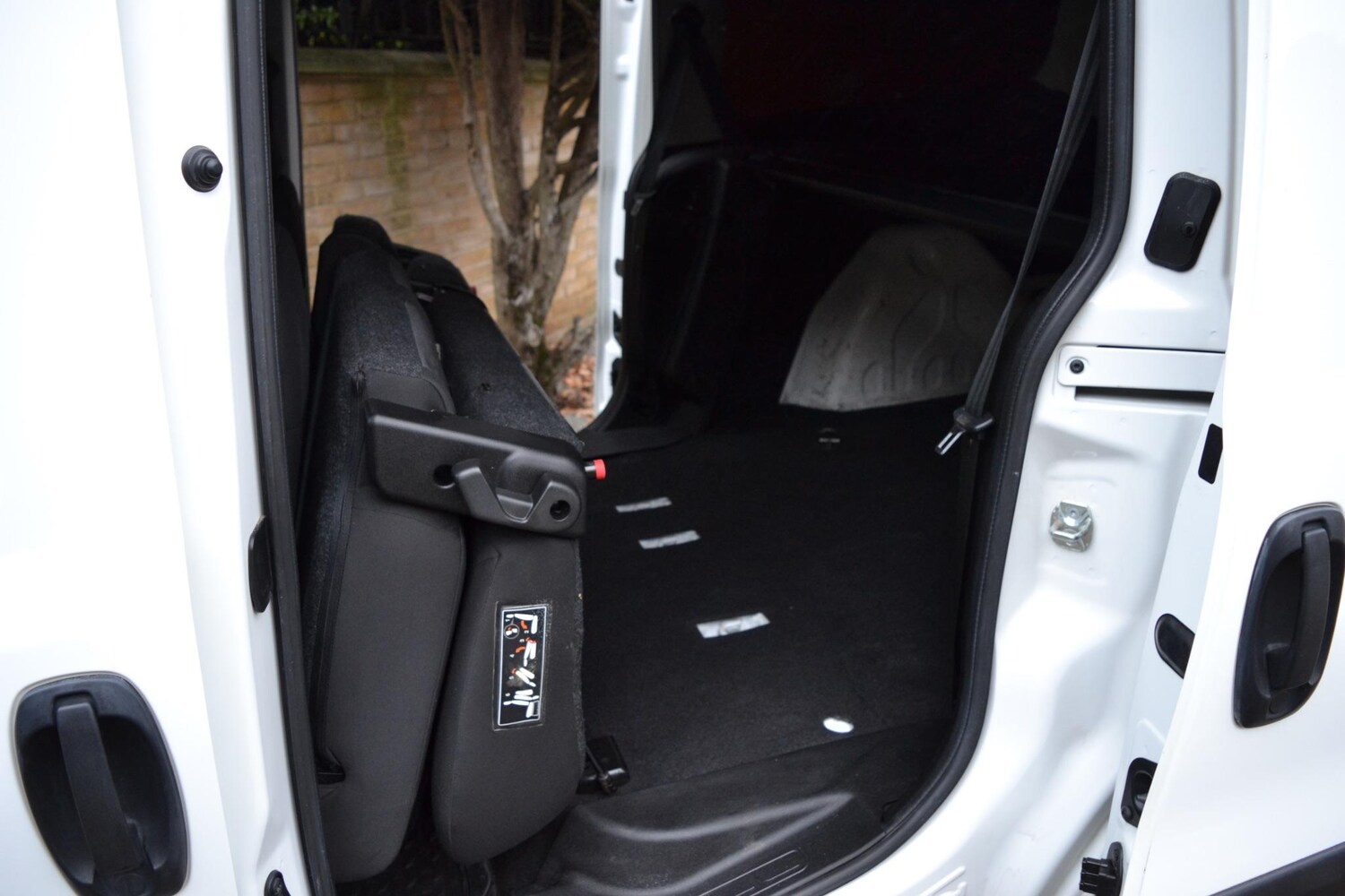Used Vauxhall Combo 2017 for sale - 76377831: Photo 15