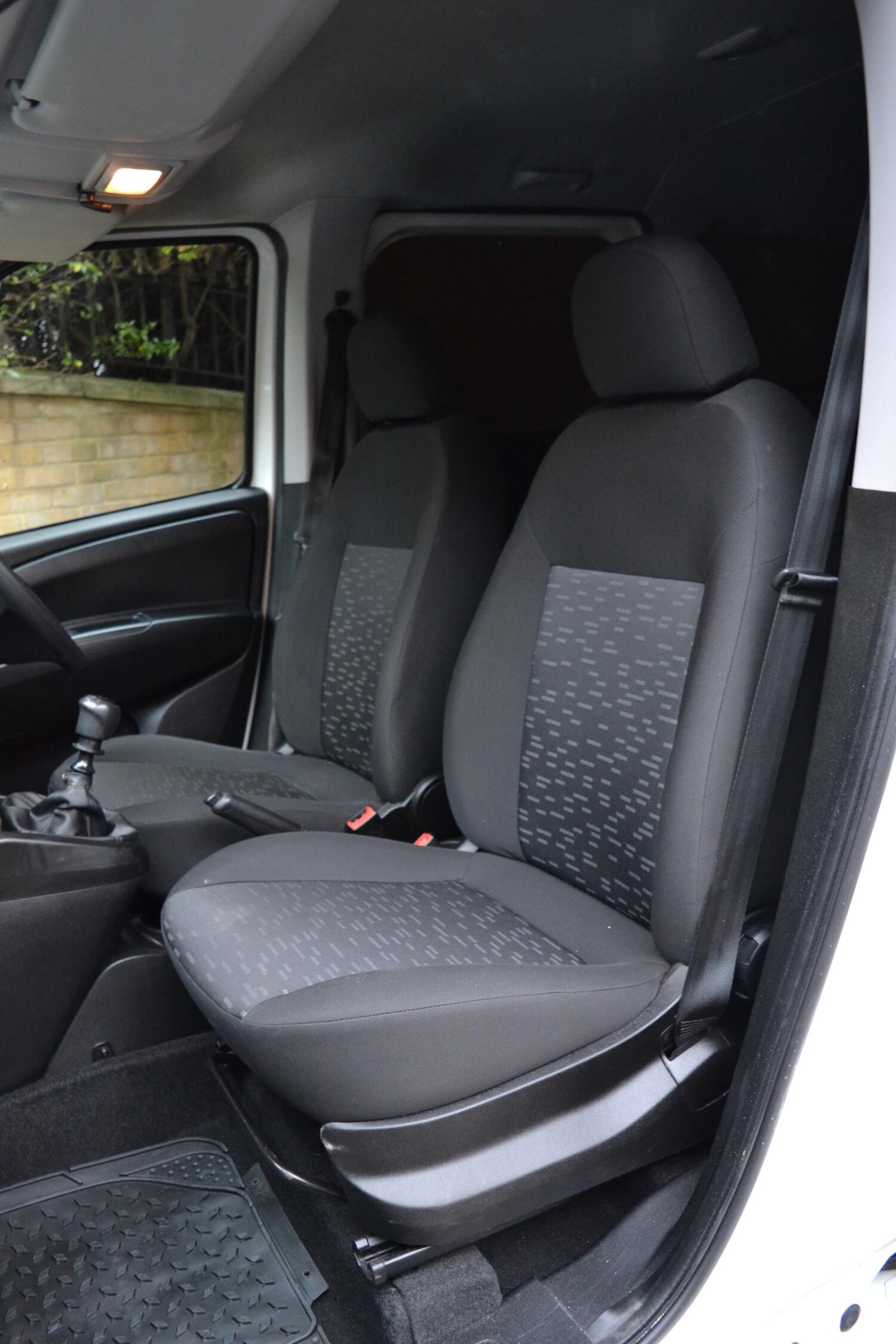 Used Vauxhall Combo 2017 for sale - 76377831: Photo 31
