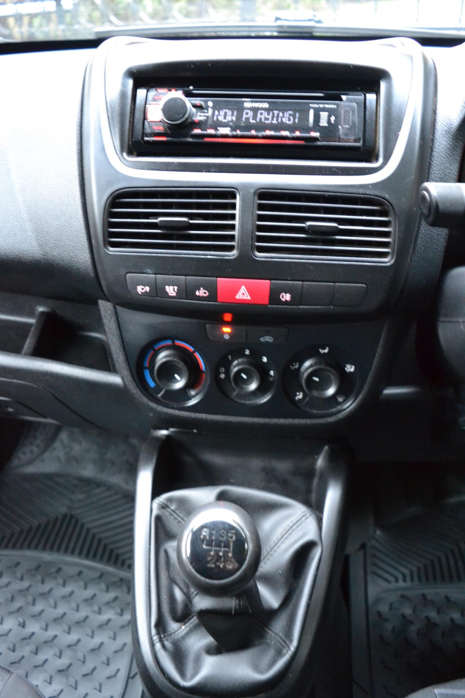 Used Vauxhall Combo 2017 for sale - 76377831: Photo 9