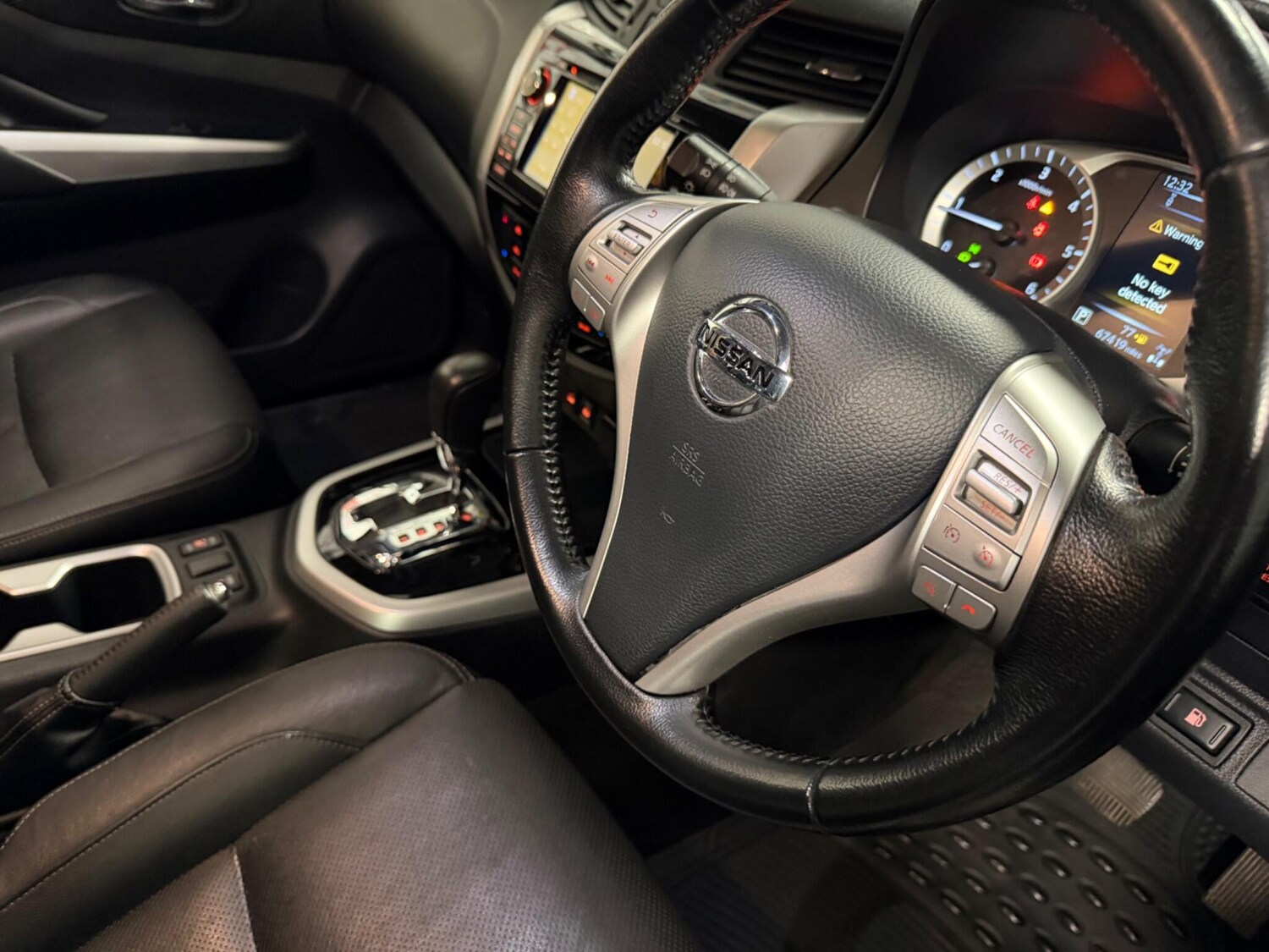 Used Nissan Navara 2019 for sale - 77469086: Photo 19