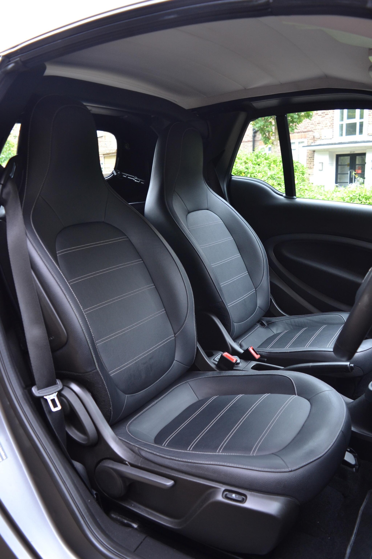 Used smart fortwo 2018 for sale - 76752893: Photo 12