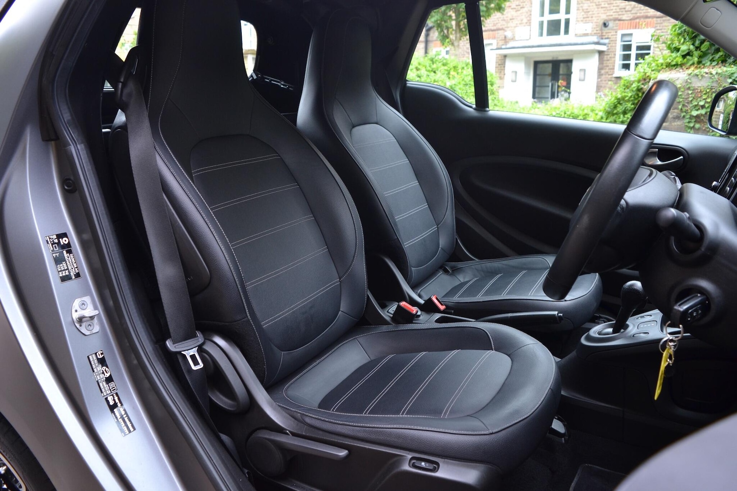 Used smart fortwo 2018 for sale - 76752893: Photo 5