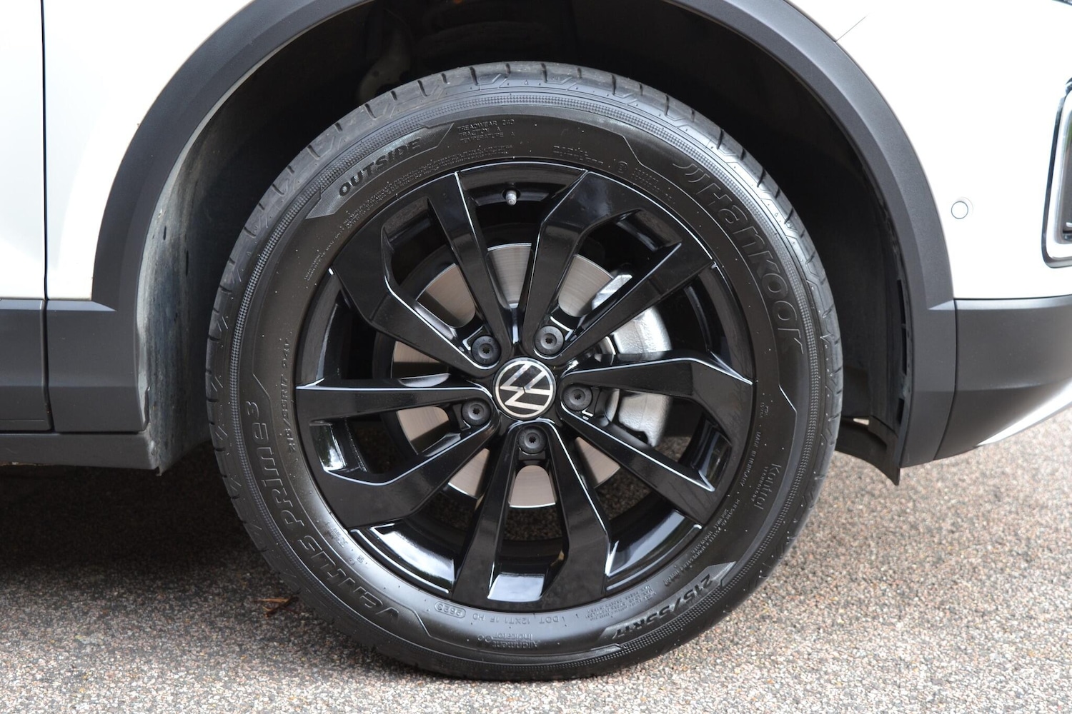 Used Volkswagen T-Roc 2023 for sale - 76377445: Photo 4
