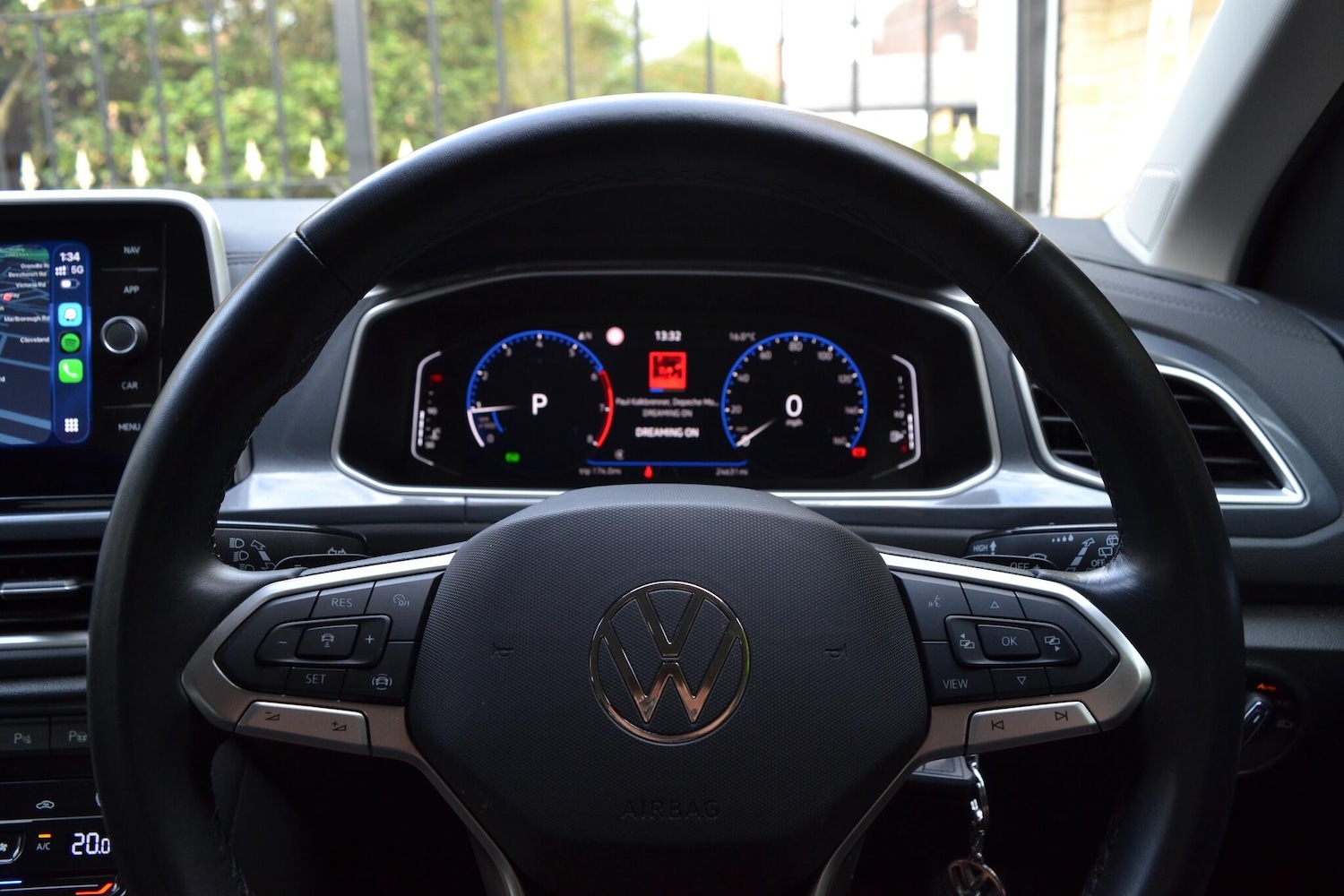 Used Volkswagen T-Roc 2023 for sale - 76377445: Photo 7