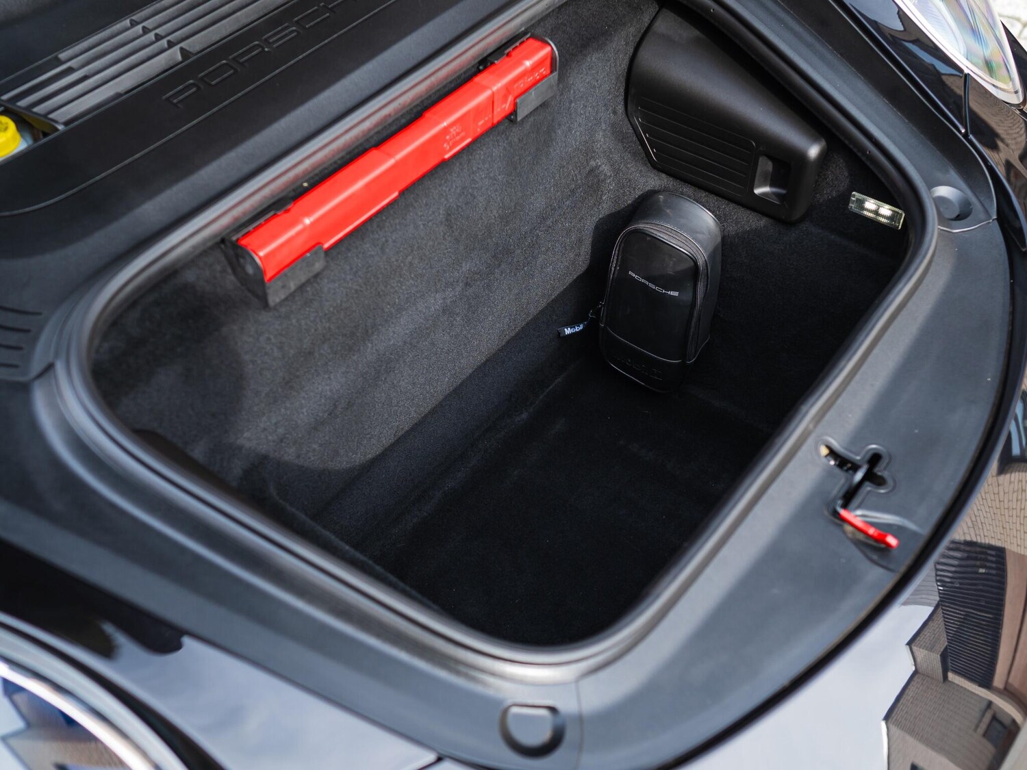 Used Porsche 911 for sale - 77671931: Photo 65