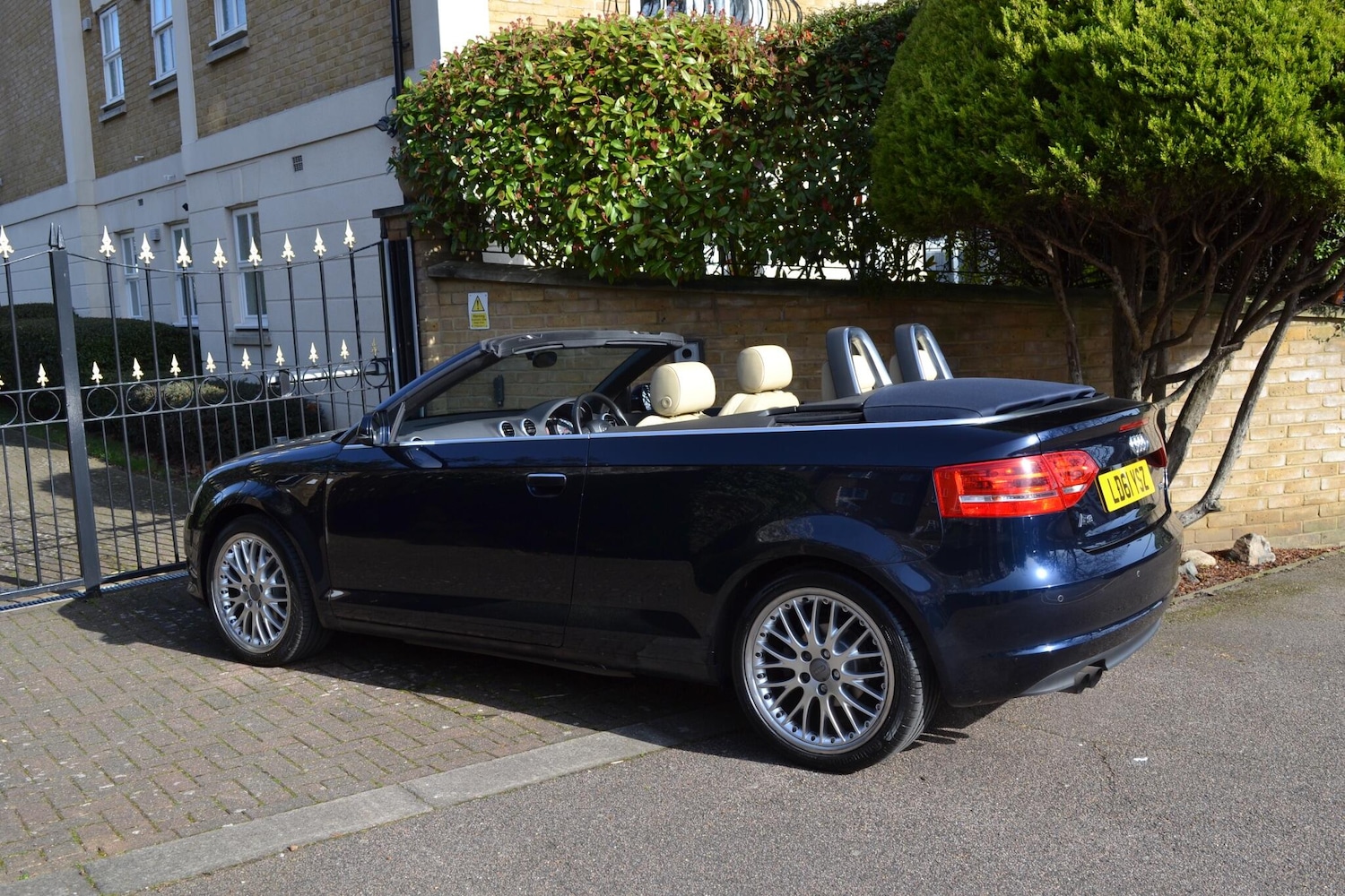 Used Audi A3 Cabriolet for sale - 77695879: Photo 32