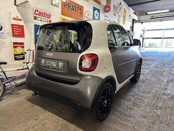 Used smart fortwo 2017 for sale - 76377505: Photo