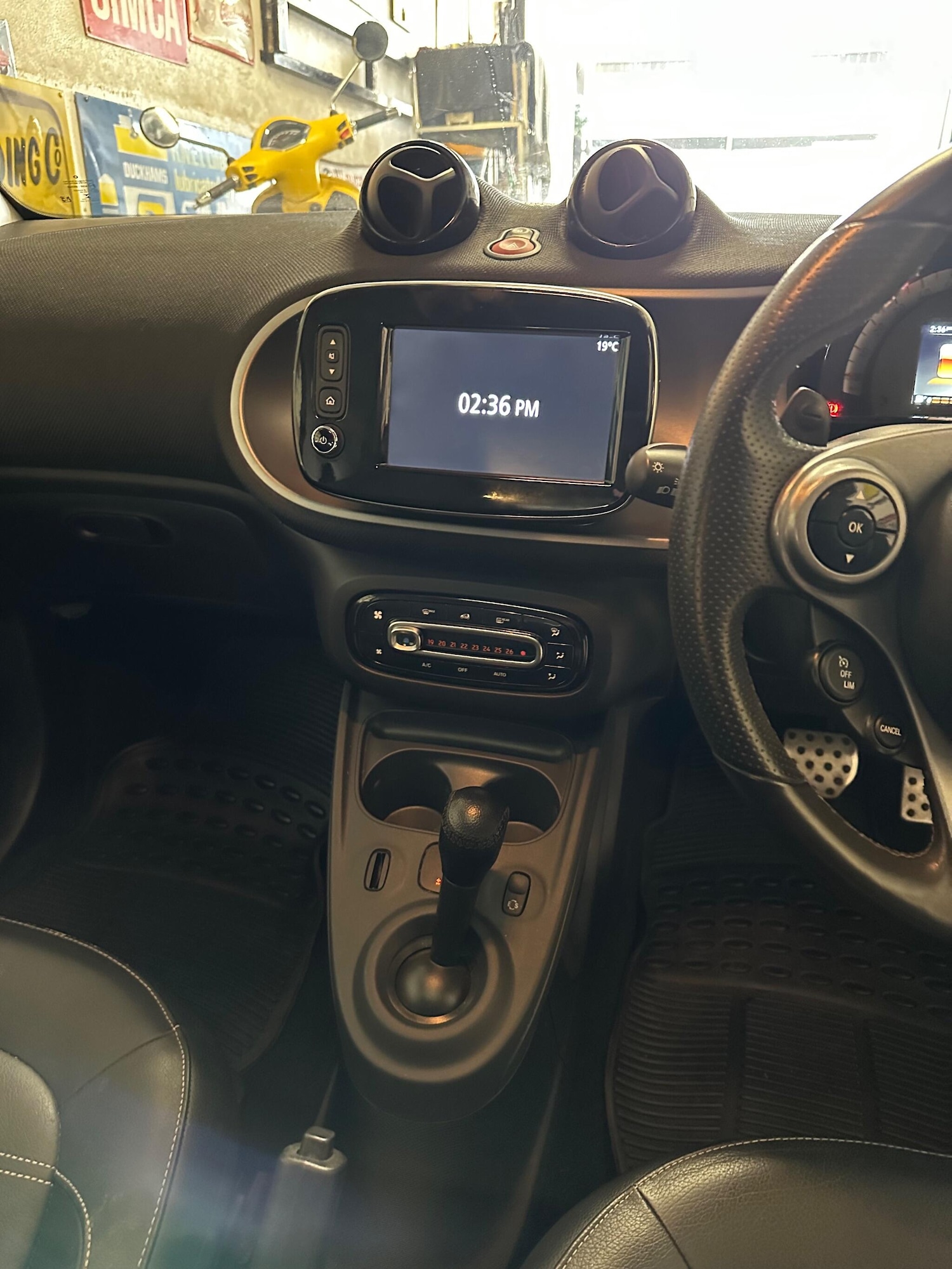 Used smart fortwo 2017 for sale - 76377505: Photo 9