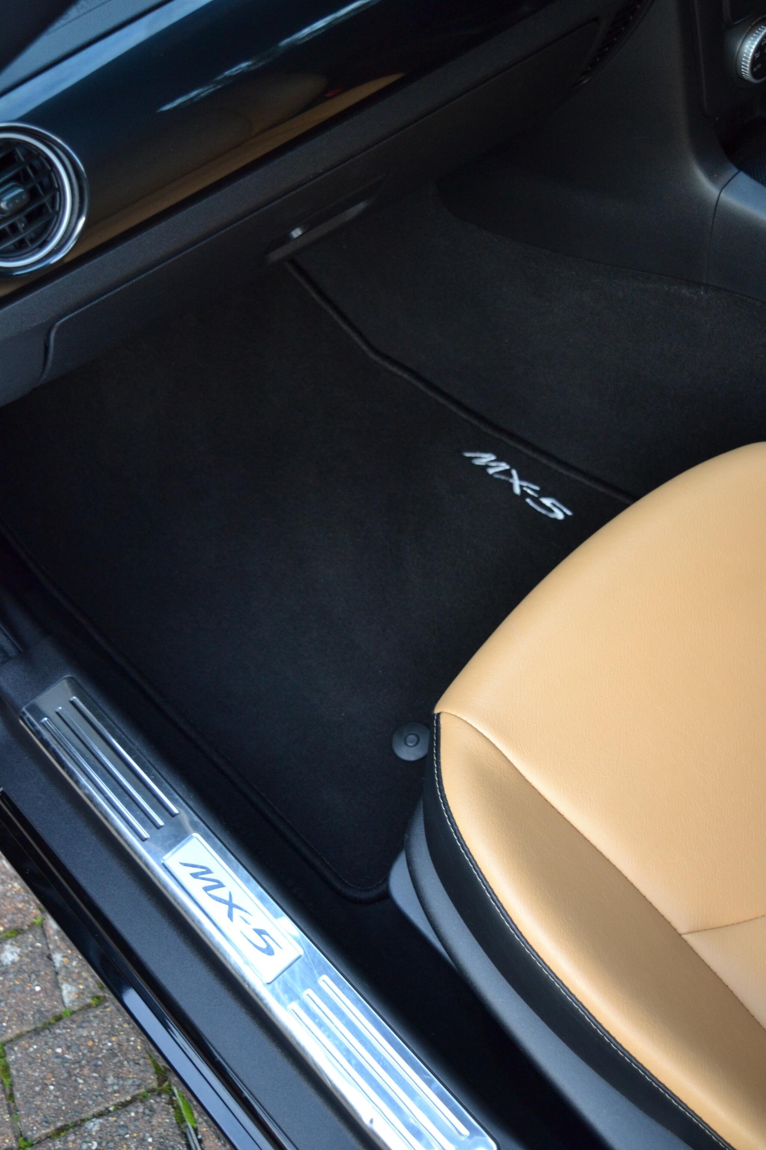 Used Mazda MX-5 2014 for sale - 76562044: Photo 33