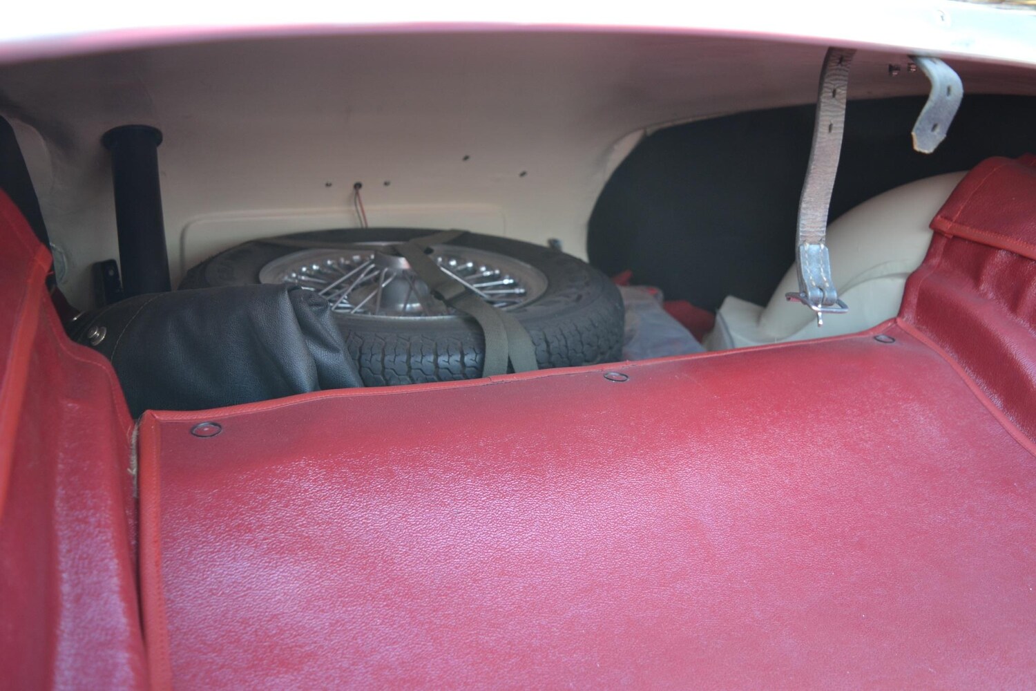 Used Austin Healey 1961 for sale - 76377755: Photo 59