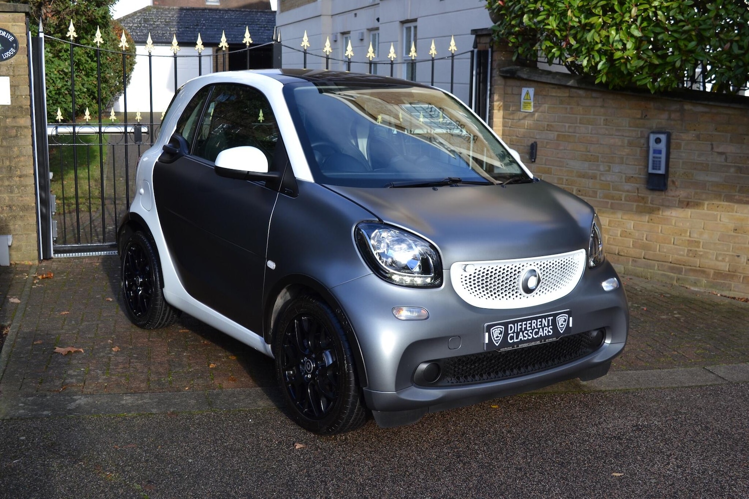 Used smart fortwo 2017 for sale - 76759553: Photo 16