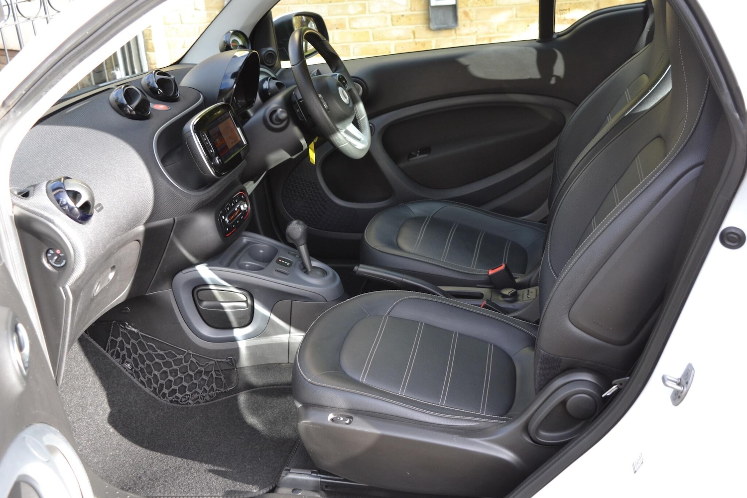 Used smart fortwo 2017 for sale - 76759553: Photo 27