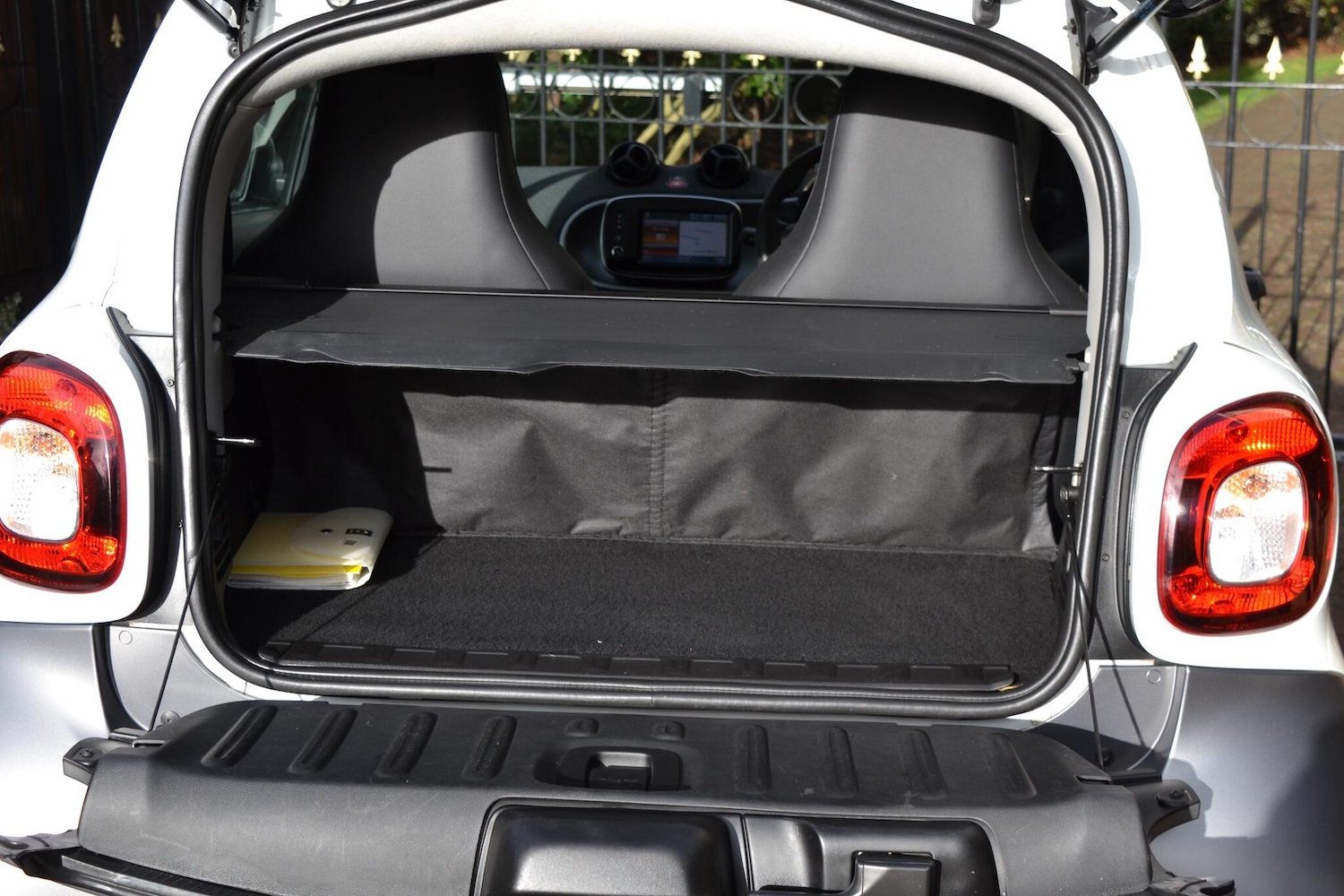 Used smart fortwo 2017 for sale - 76759553: Photo 28