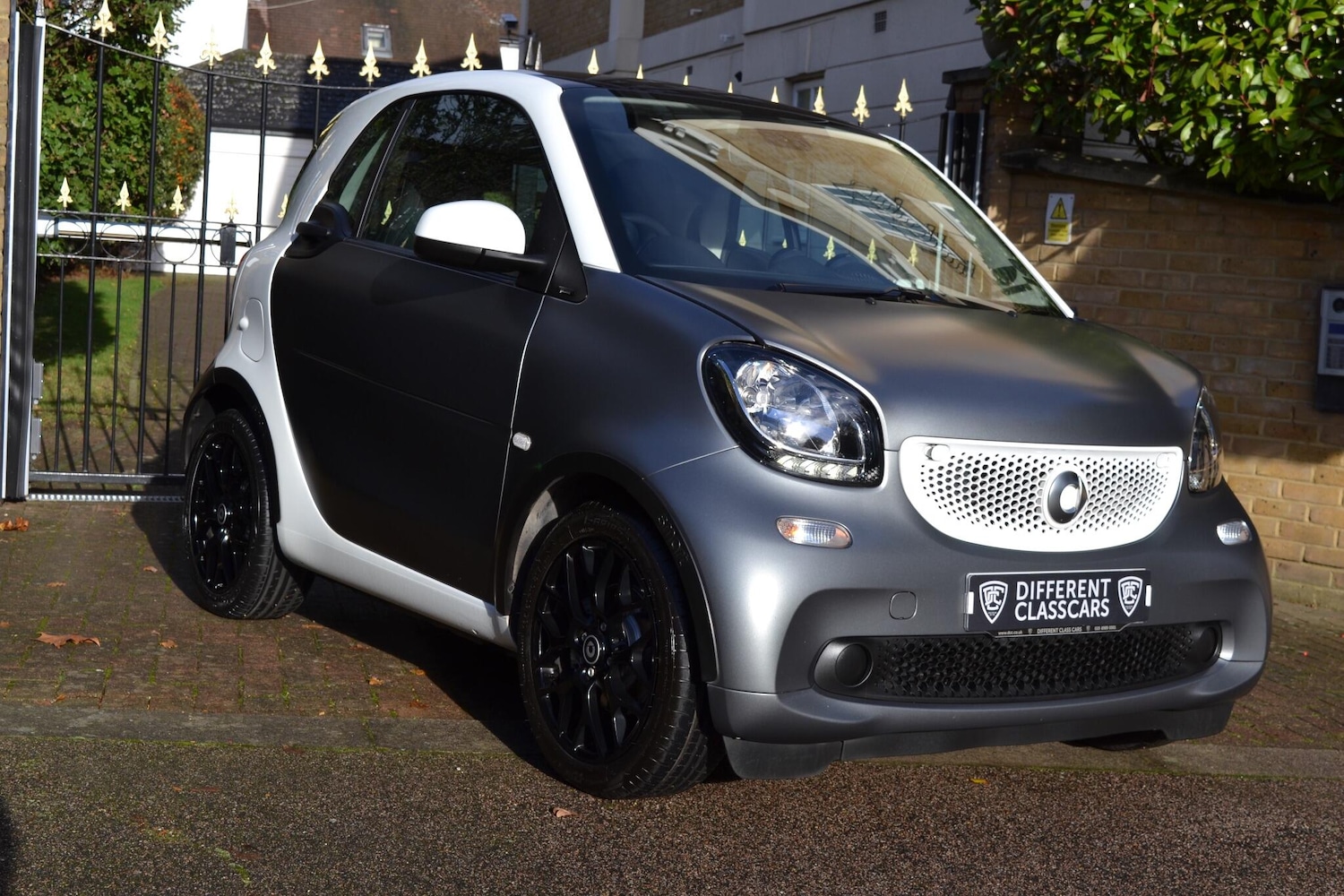 Used smart fortwo 2017 for sale - 76759553: Photo 32