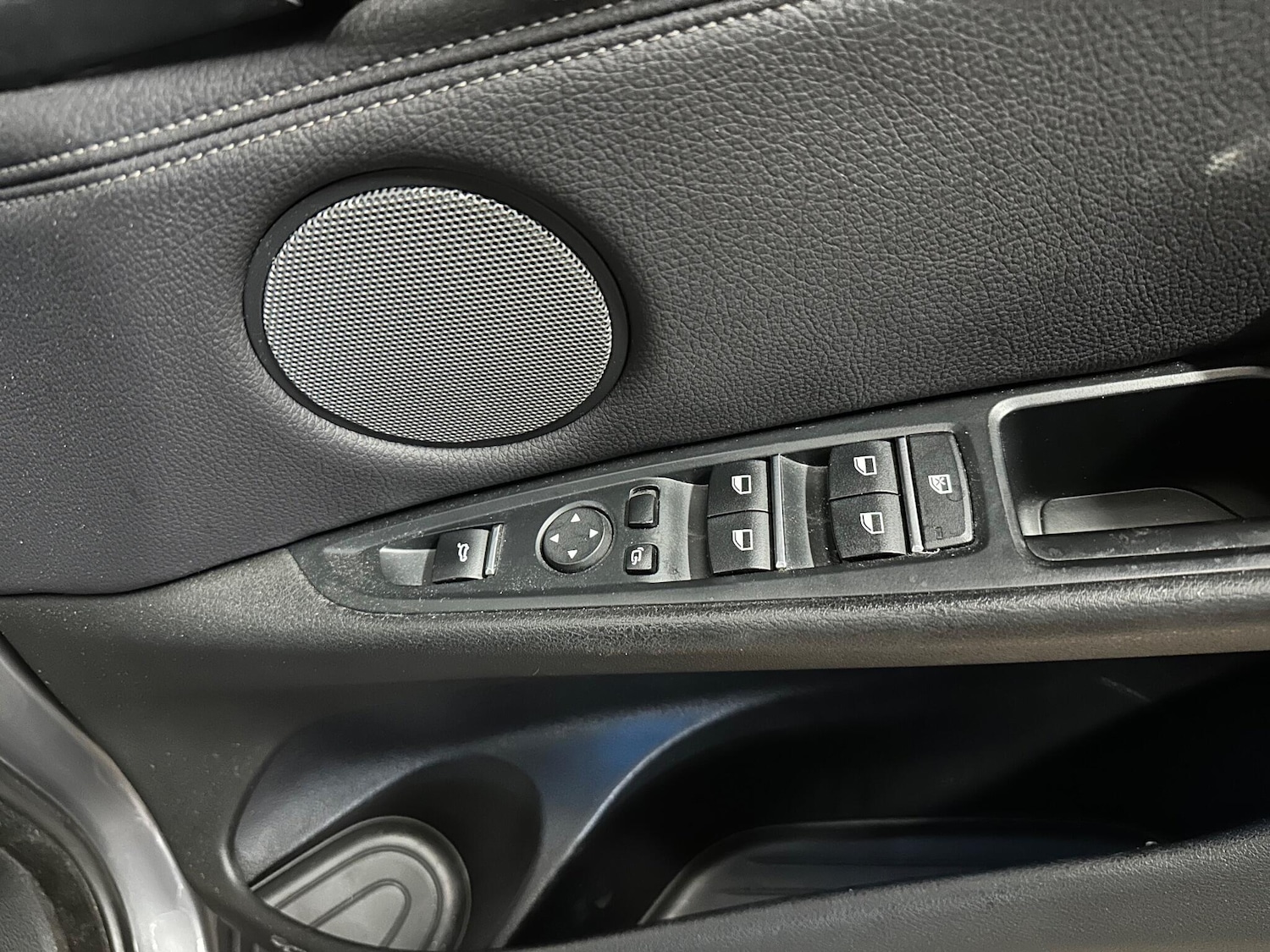 Used BMW X6 2017 for sale - 76377390: Photo 25