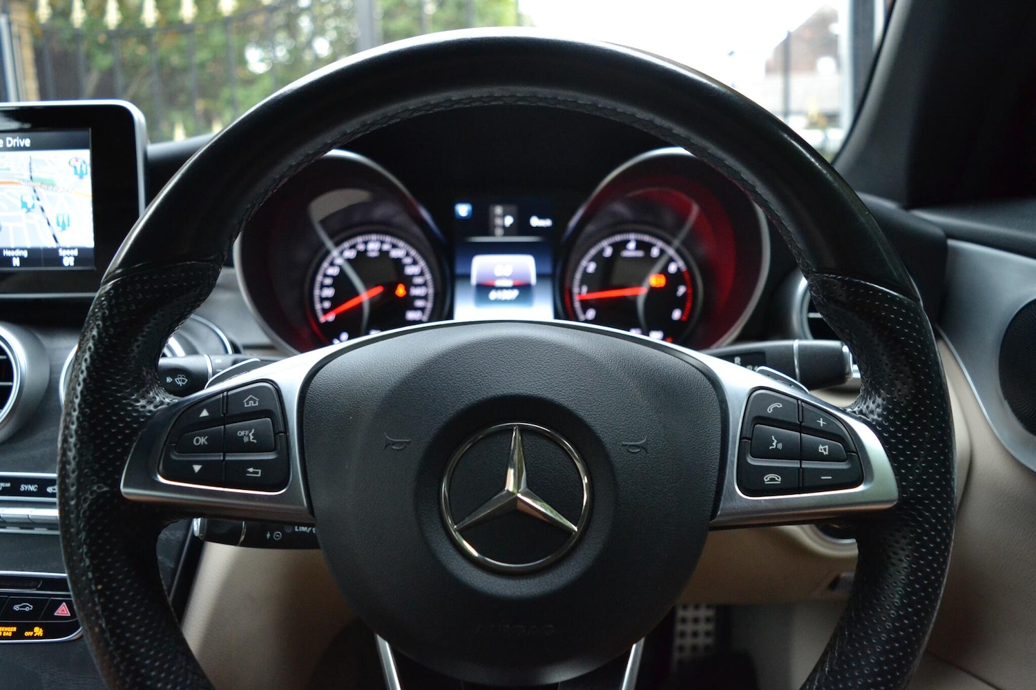 Used Mercedes-Benz C Class 2016 for sale - 76377305: Photo 5
