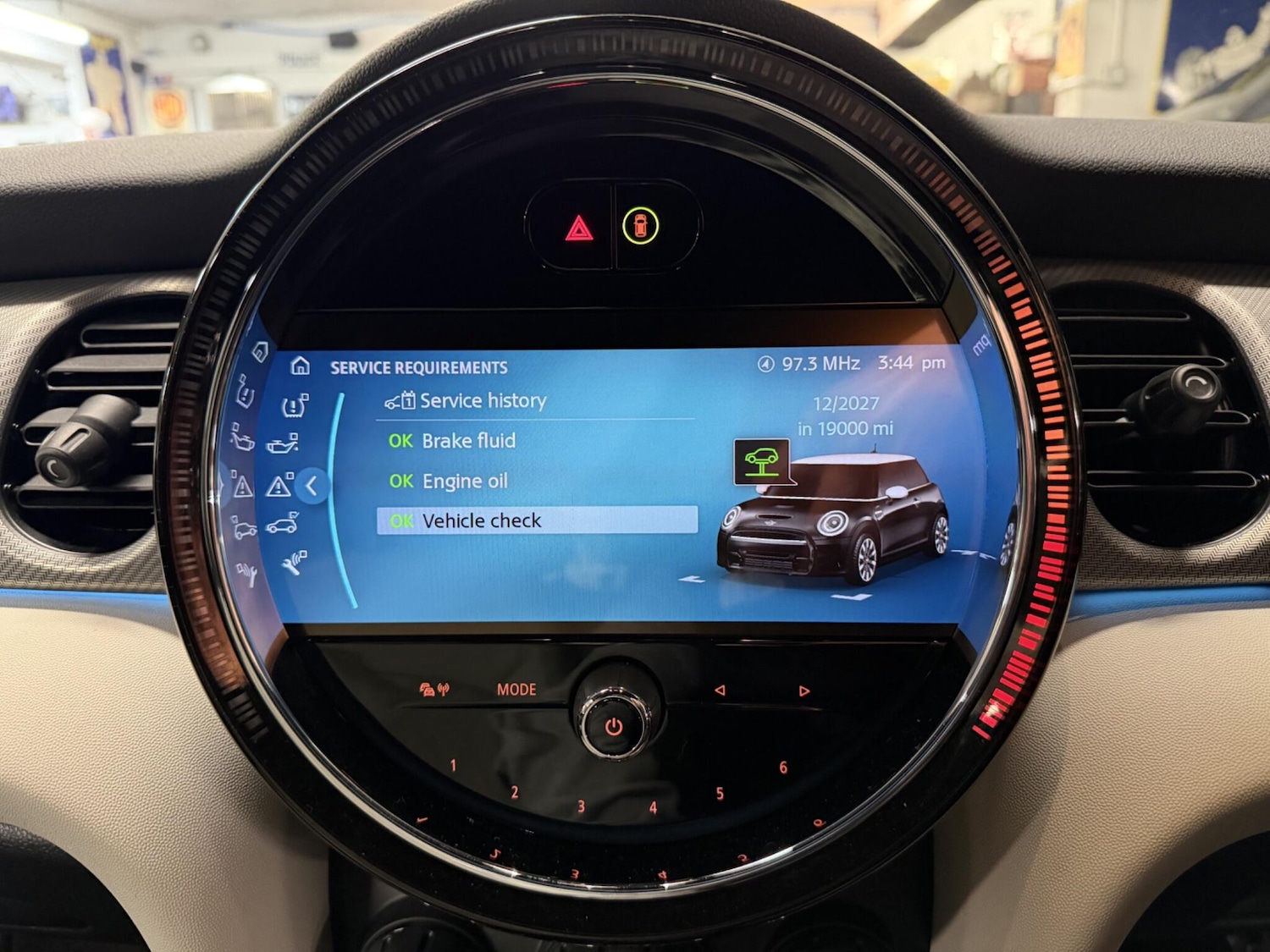 Used Land Rover Defender 2021 for sale - 77387047: Photo 15