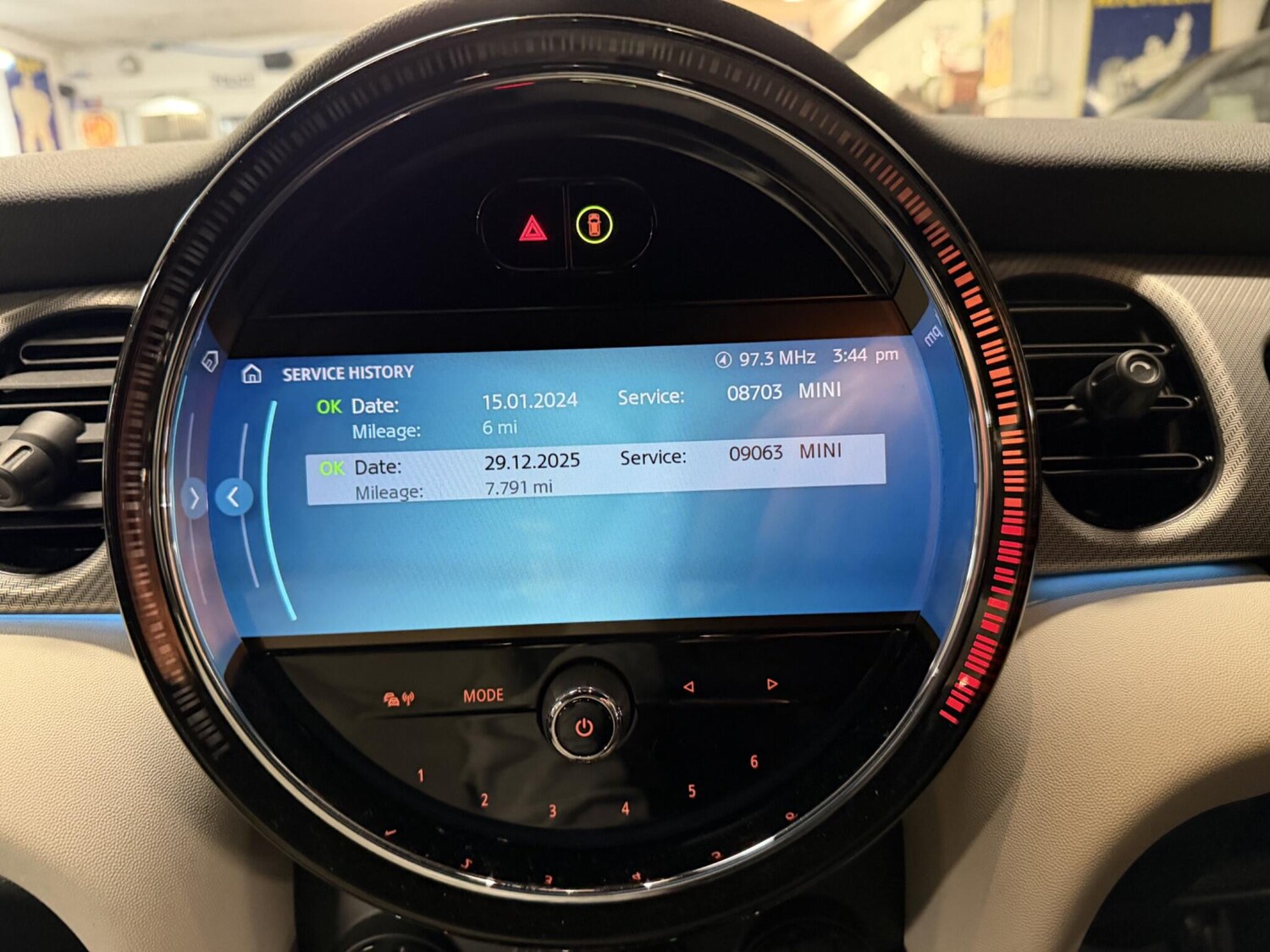 Used Land Rover Defender 2021 for sale - 77387047: Photo 16