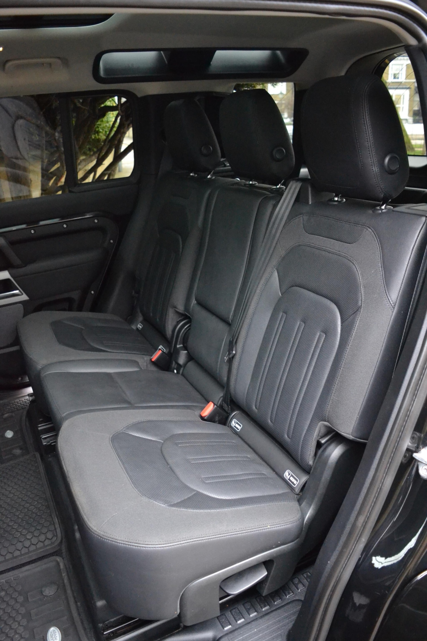 Used Land Rover Defender 110 2020 for sale - 77238381: Photo 26