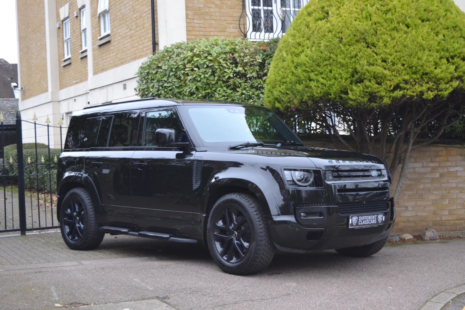 Used Land Rover Defender 110 2020 for sale - 77238381: Photo 28