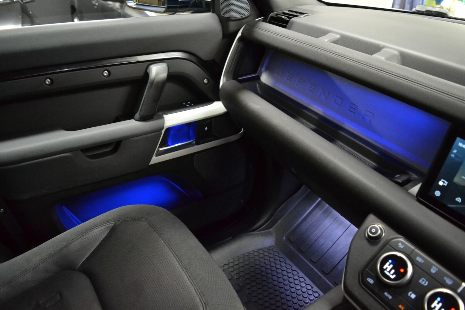 Used Land Rover Defender 110 2020 for sale - 77238381: Photo 36