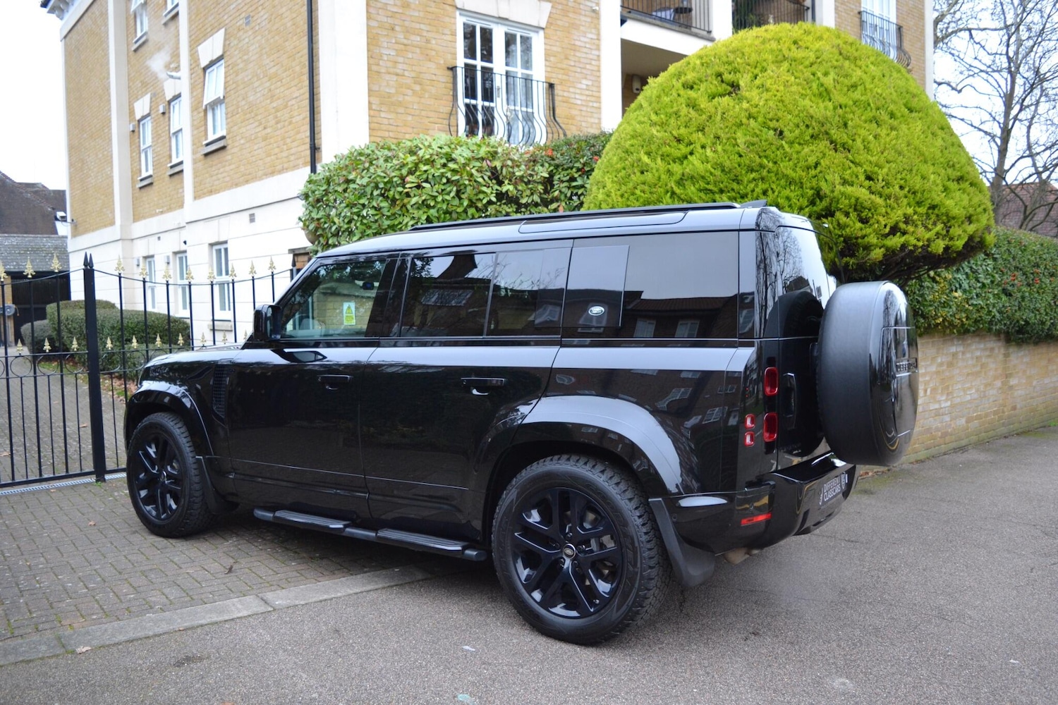 Used Land Rover Defender 110 2020 for sale - 77238381: Photo 47