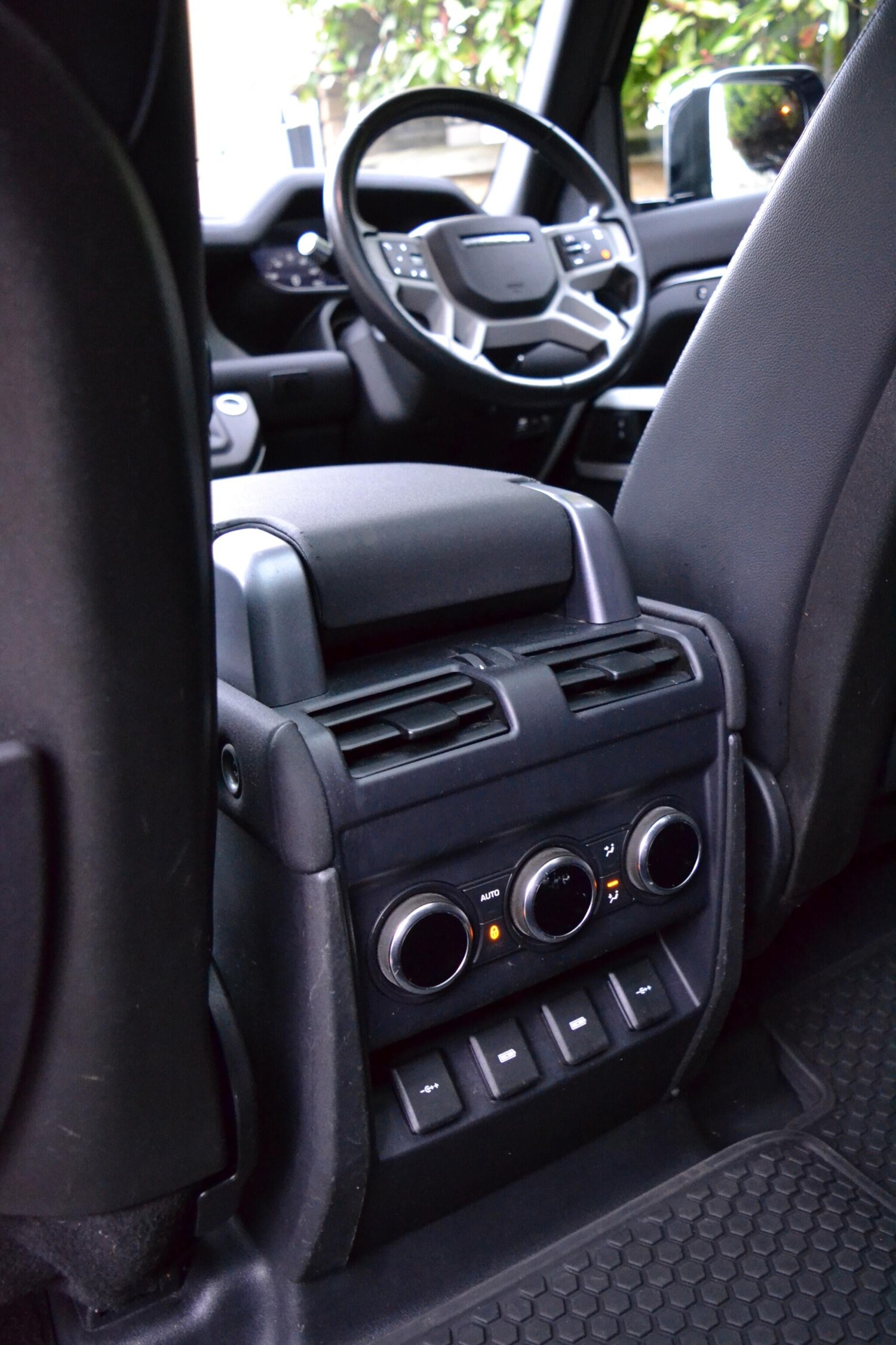 Used Land Rover Defender 110 2020 for sale - 77238381: Photo 49