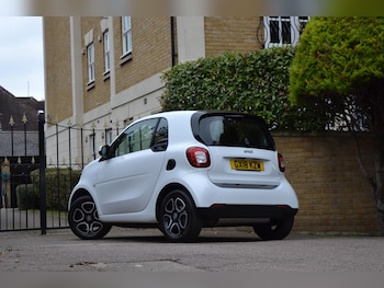 Used smart fortwo 2018 for sale - 76457314: Photo