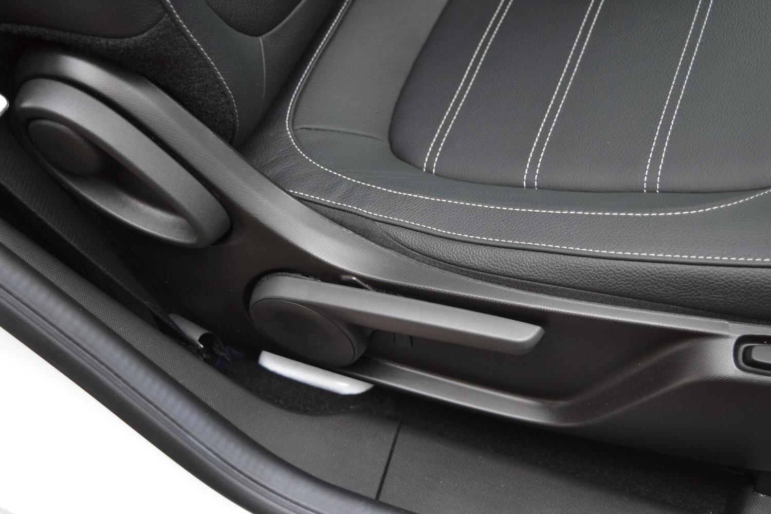 Used smart fortwo 2018 for sale - 76457314: Photo 44