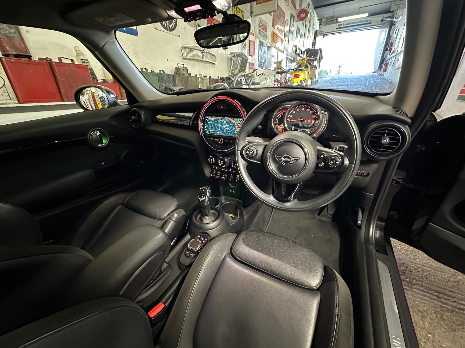 Used MINI Hatch 2019 for sale - 76377436: Photo 5