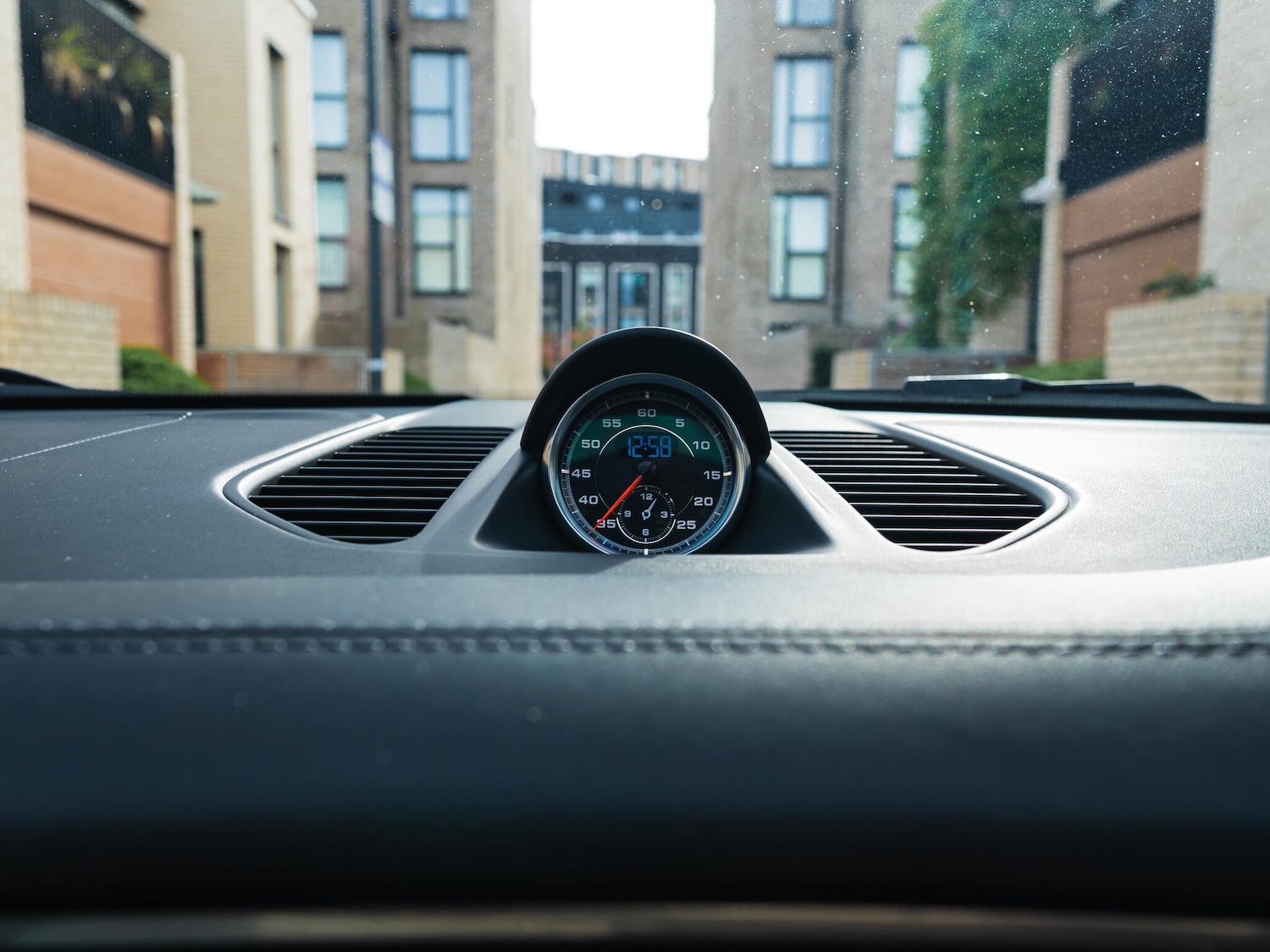 Used Porsche 911 for sale - 76995297: Photo 27