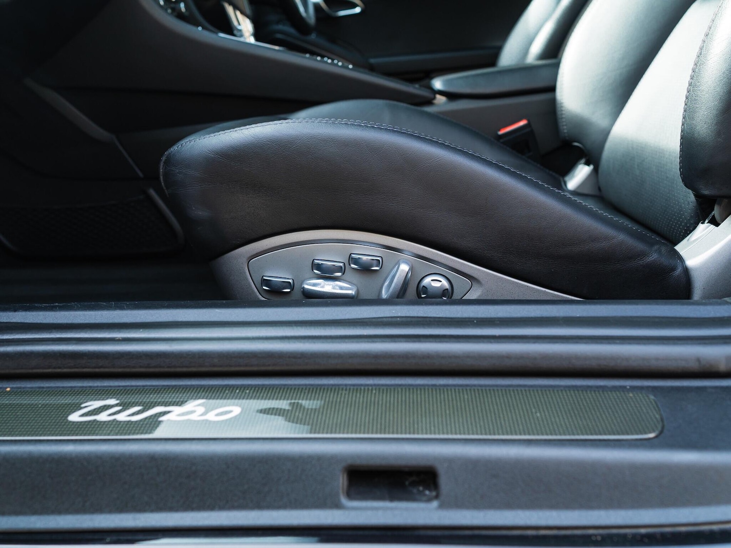 Used Porsche 911 for sale - 76995297: Photo 50