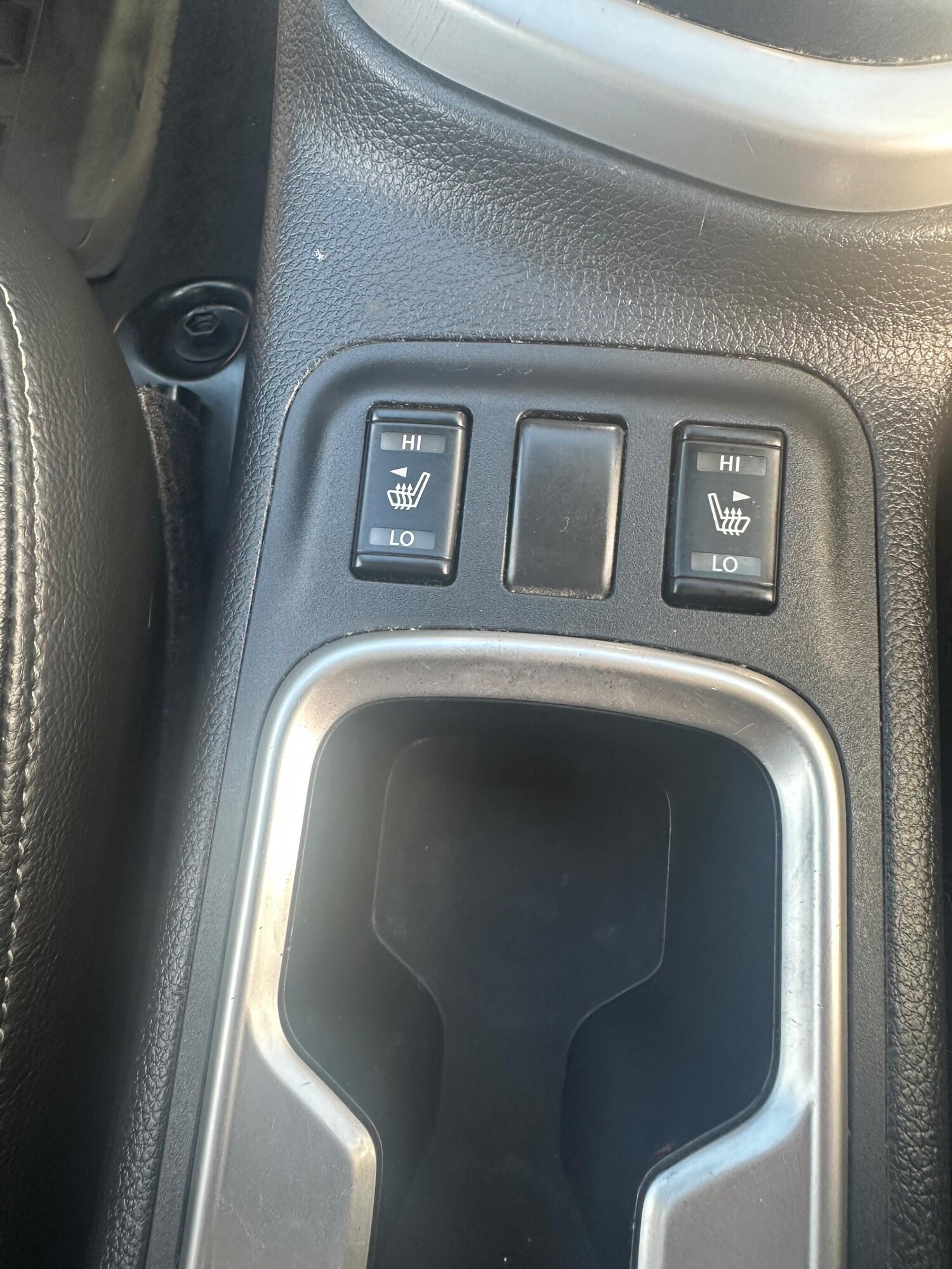 Used Nissan Navara 2018 for sale - 76378115: Photo 10