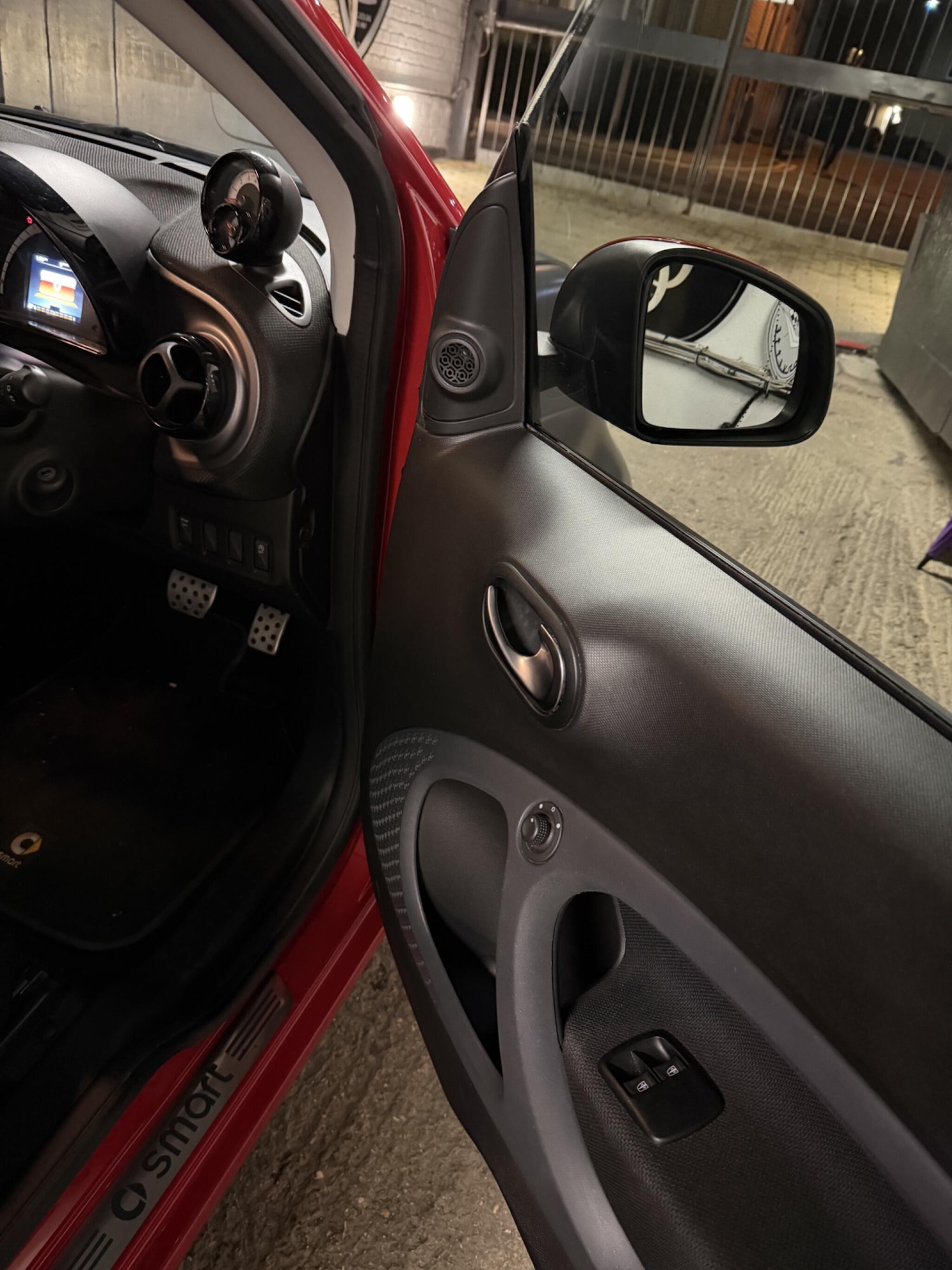 Used smart fortwo 2017 for sale - 77143998: Photo 10