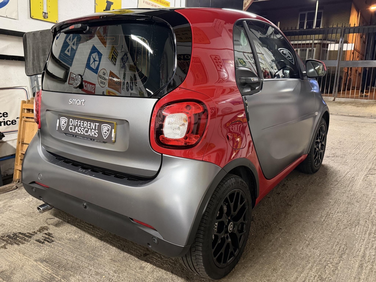 Used smart fortwo 2017 for sale - 77143998: Photo 2