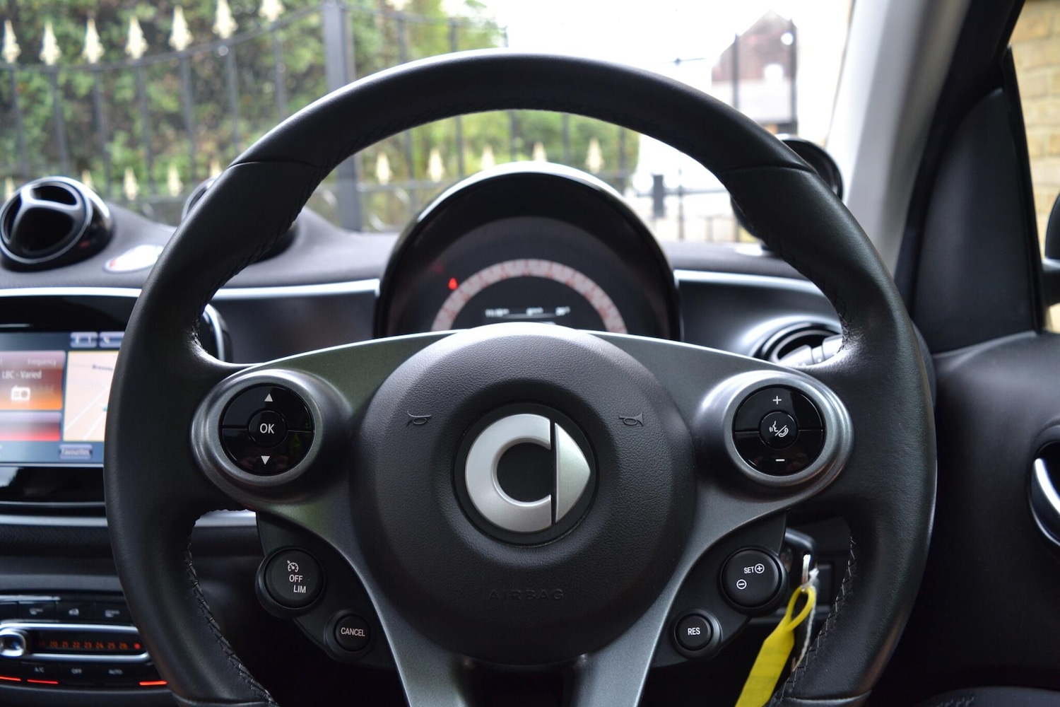 Used smart fortwo 2017 for sale - 78204021: Photo 22
