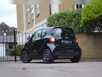 Used smart fortwo 2017 for sale - 78204021: Photo