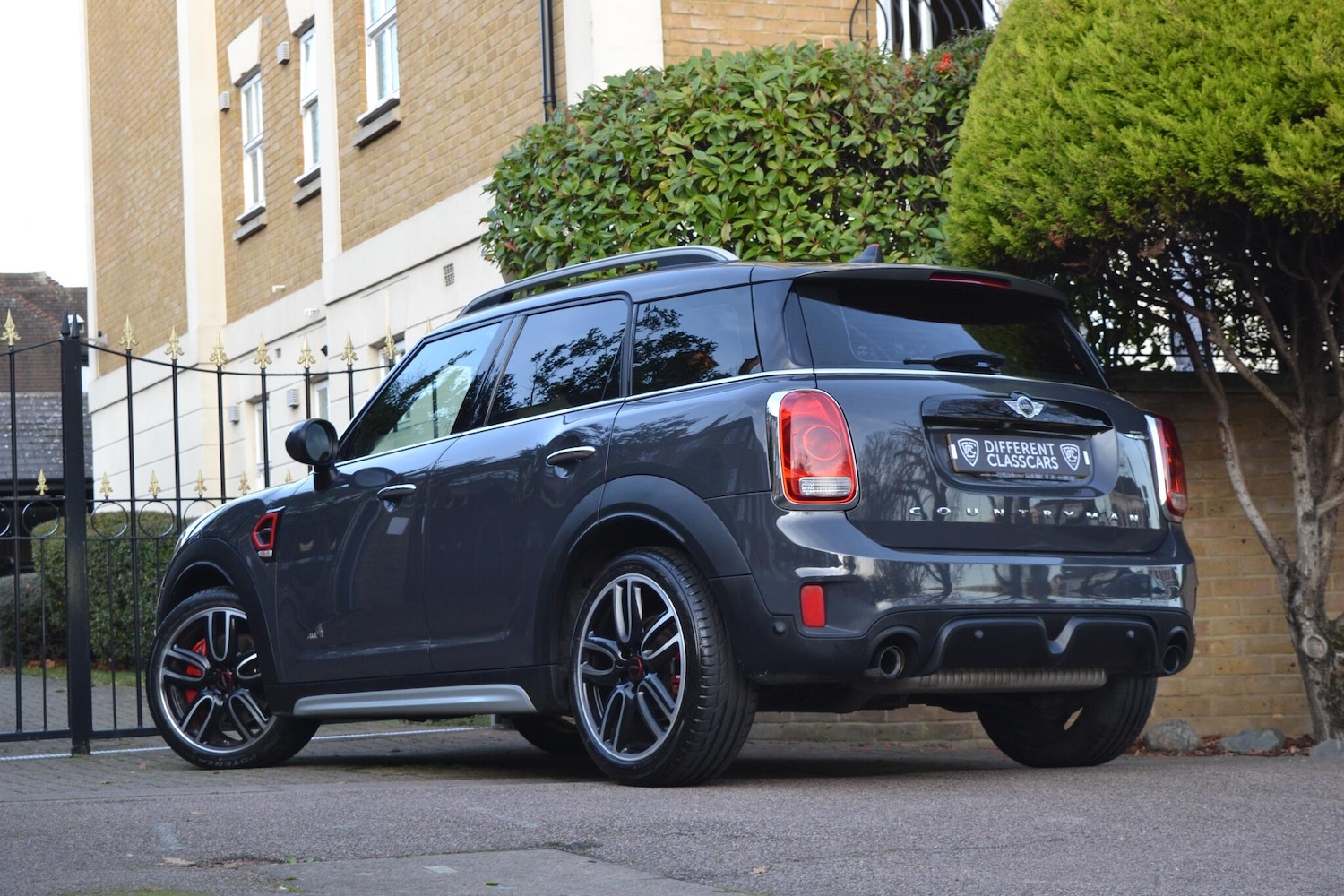 Used MINI Countryman 2017 for sale - 76913550: Photo 2