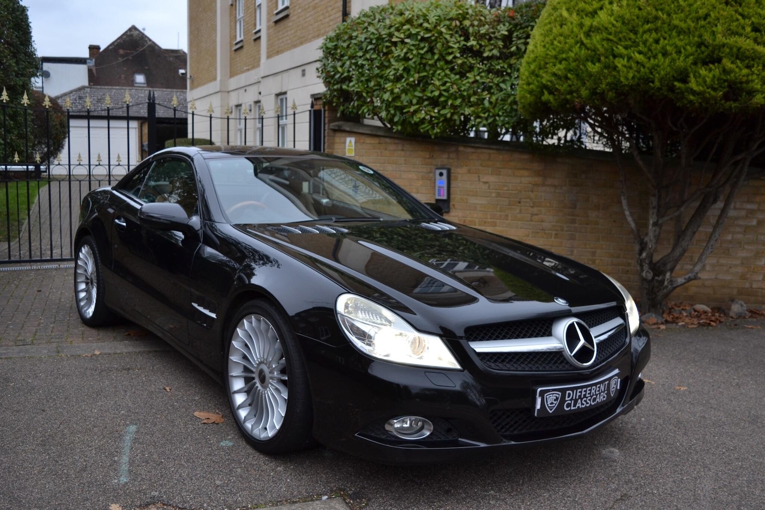 Used Mercedes-Benz SL 2008 for sale - 77066967: Photo 2