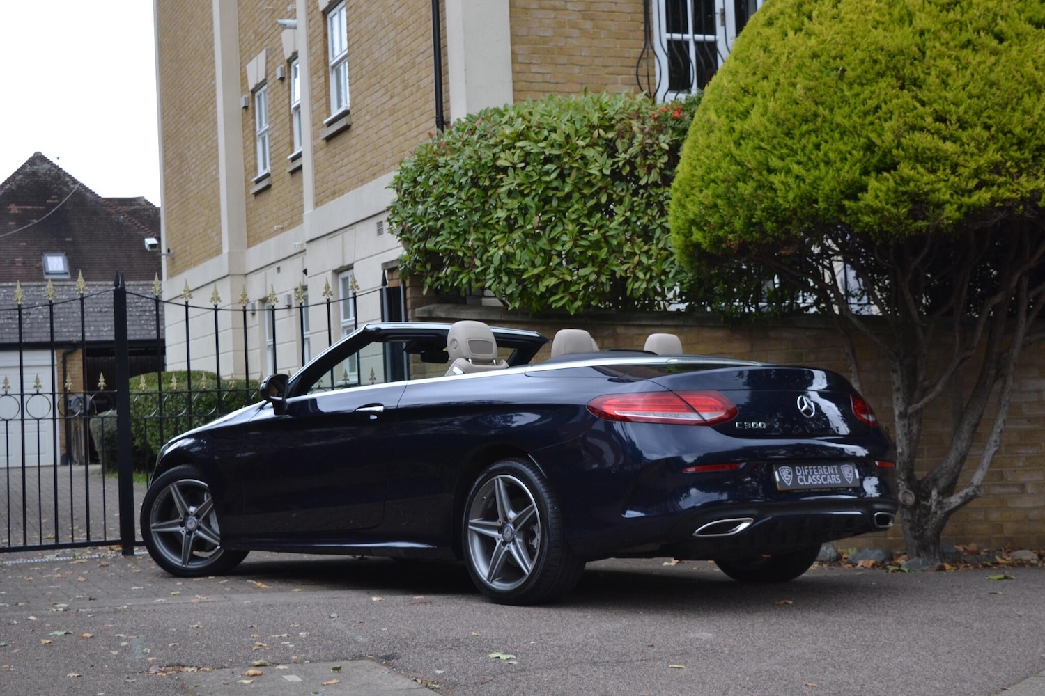 Used Mercedes-Benz C Class for sale - 76990840: Photo 2