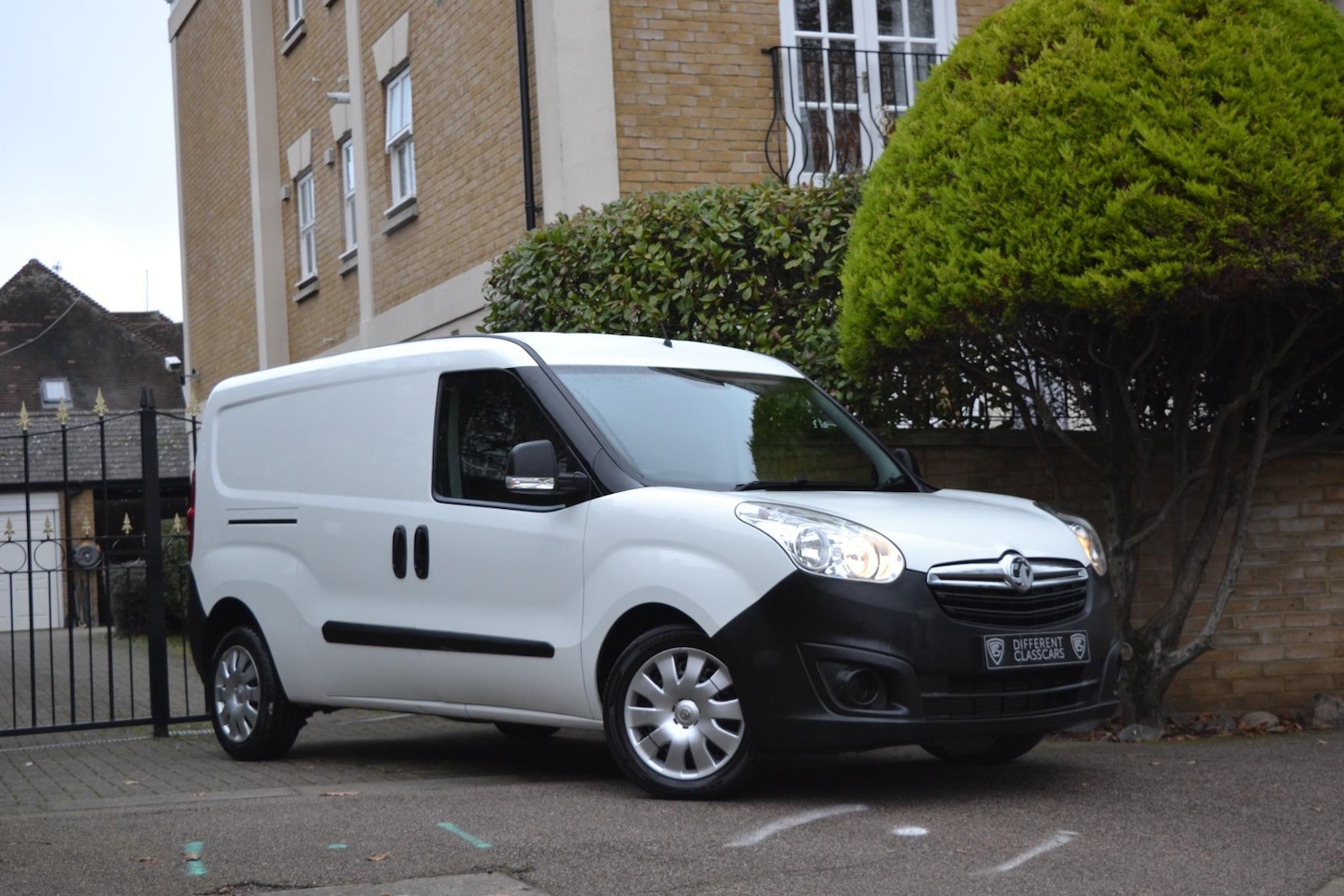 Used Vauxhall Combo 2017 for sale - 76377315: Photo 10