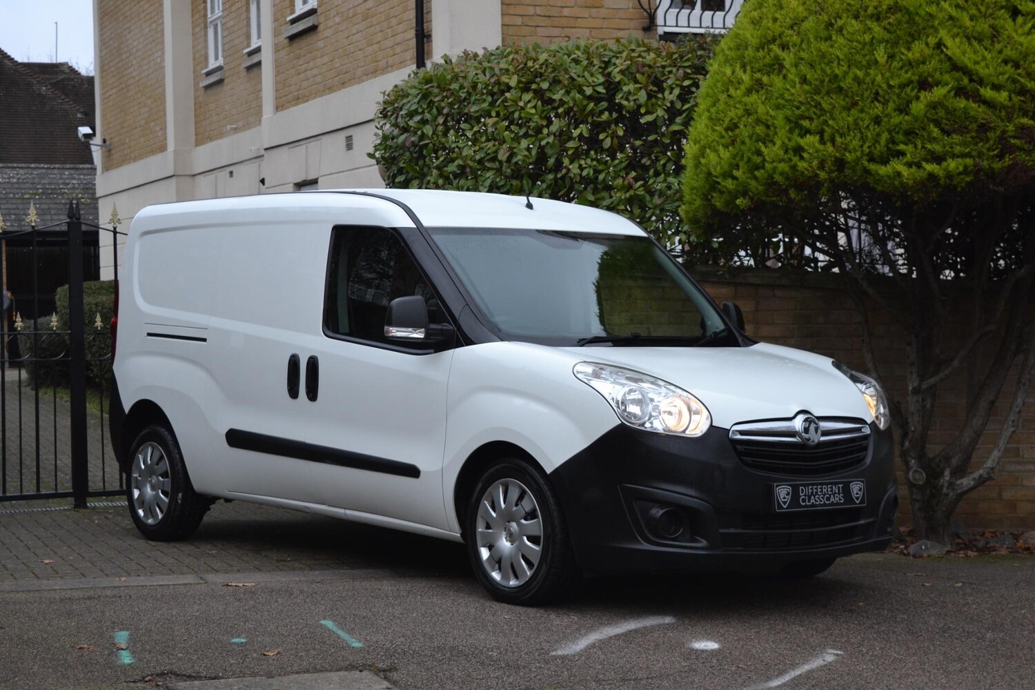 Used Vauxhall Combo 2017 for sale - 76377315: Photo 26
