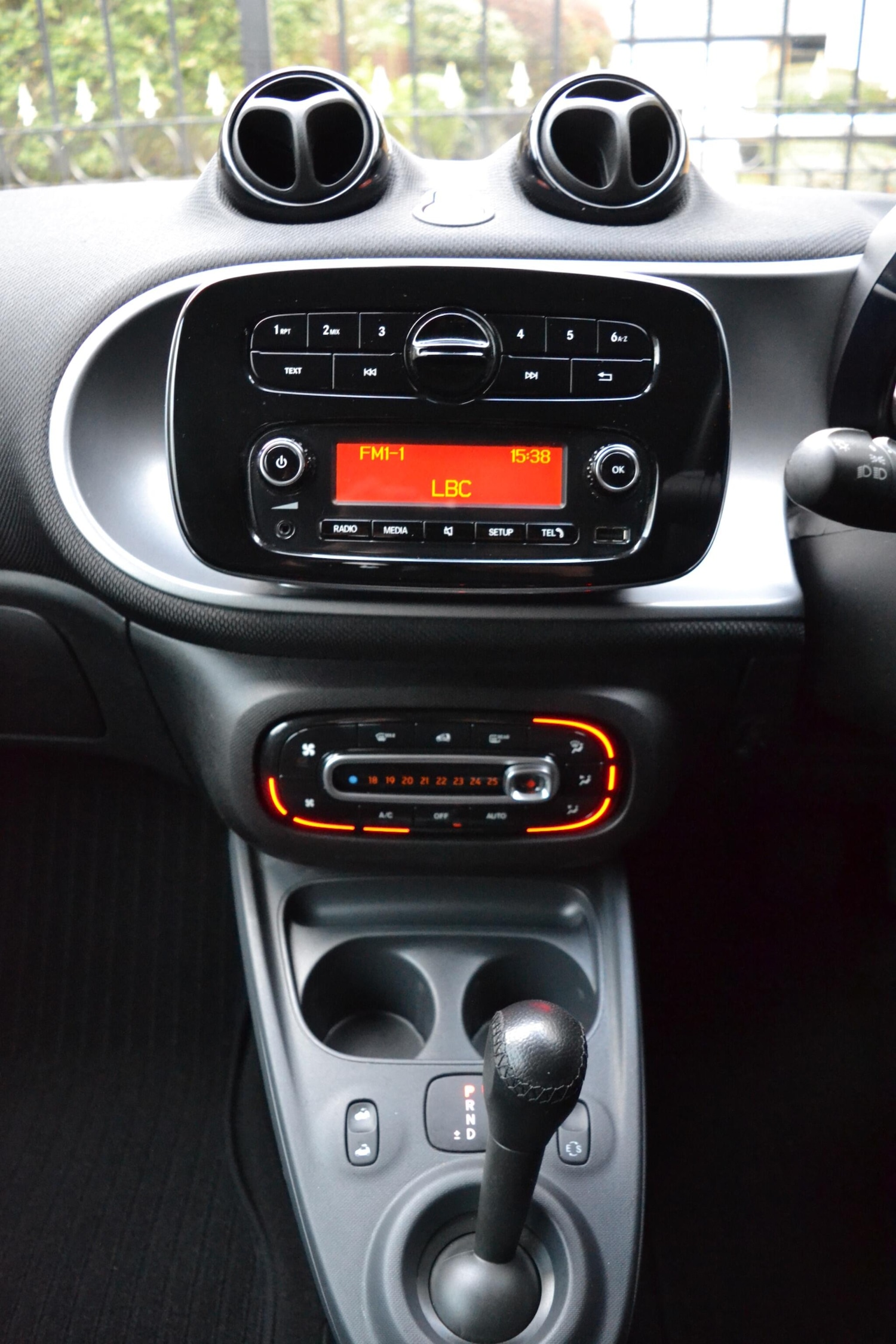 Used smart fortwo 2016 for sale - 77155958: Photo 6