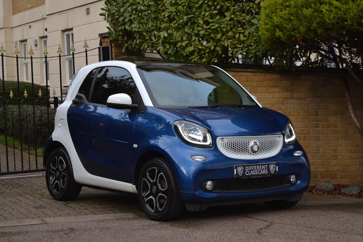 Used smart fortwo 2016 for sale - 76537638: Photo 25