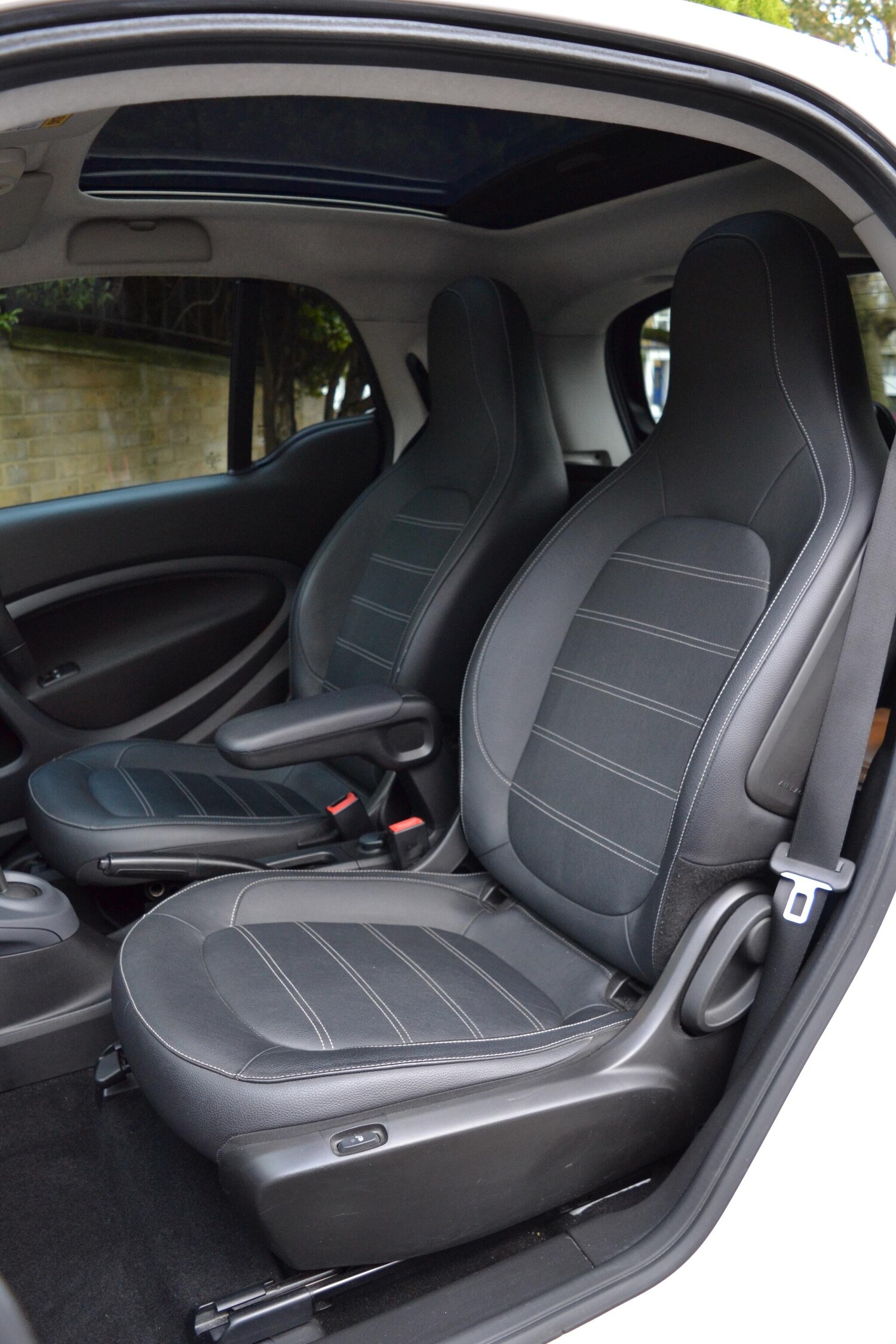 Used smart fortwo 2016 for sale - 76537638: Photo 45