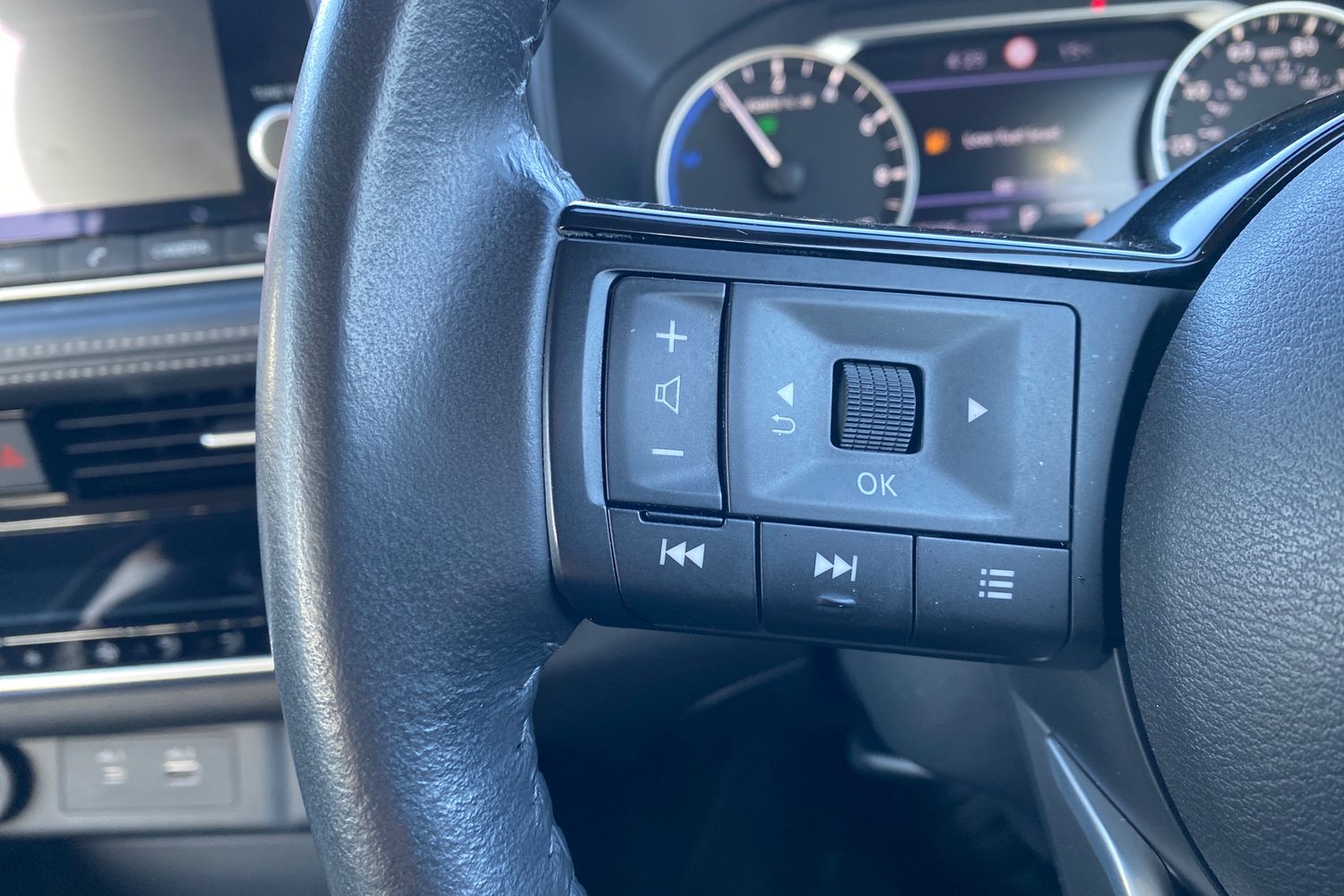 Used Nissan X-Trail 2023 for sale - 77640744: Photo 21