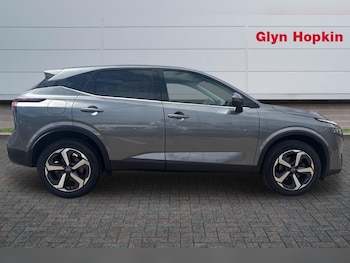 Used Nissan Qashqai 2023 for sale - 79595336: Photo