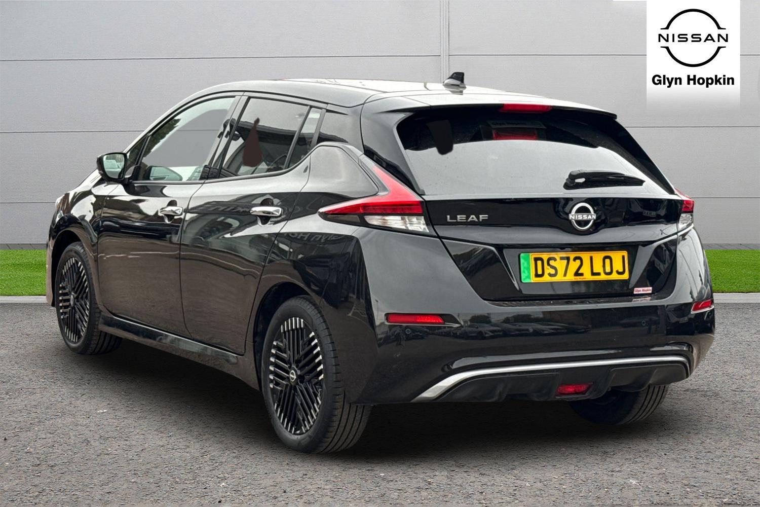 Used Nissan Leaf 2022 for sale - 76130531: Photo 5